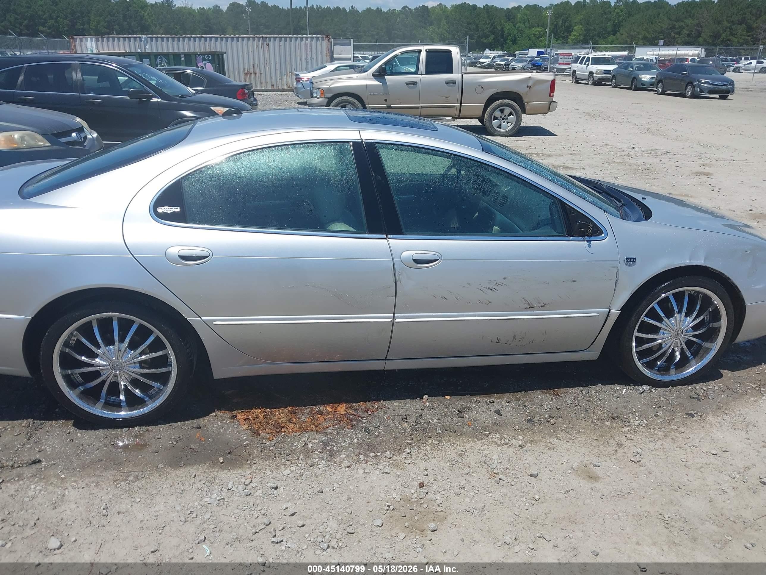 2004 Chrysler 300m   Silver vin: 2C3HE66G64H692542