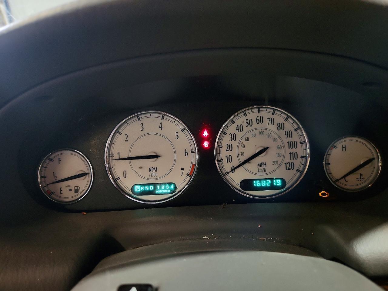 2004 Chrysler 300m Серебряный vin: 2C3HE66G84H630253