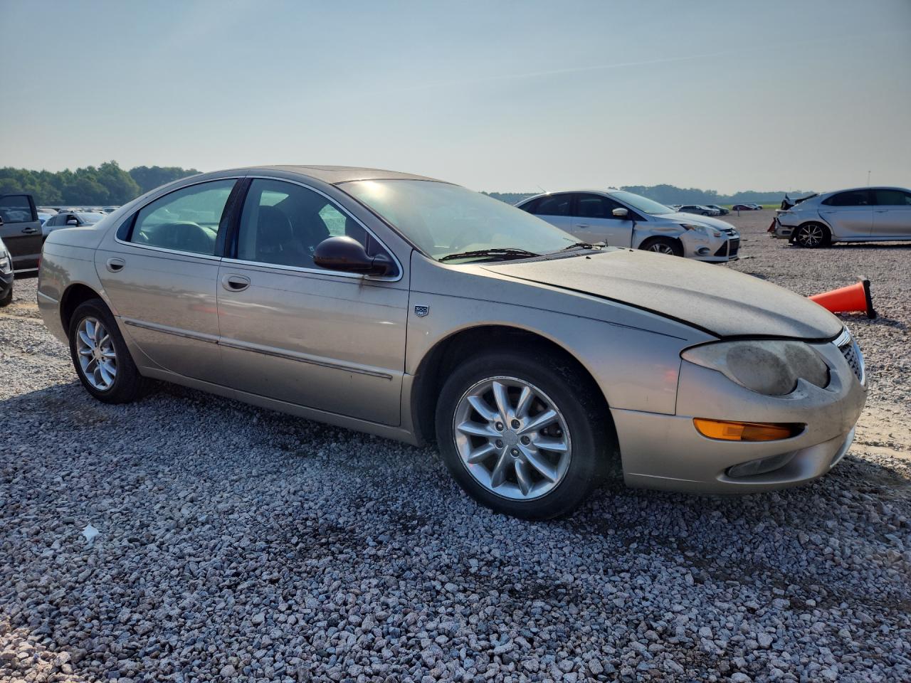 2004 Chrysler 300m Gold vin: 2C3HE66G84H668730