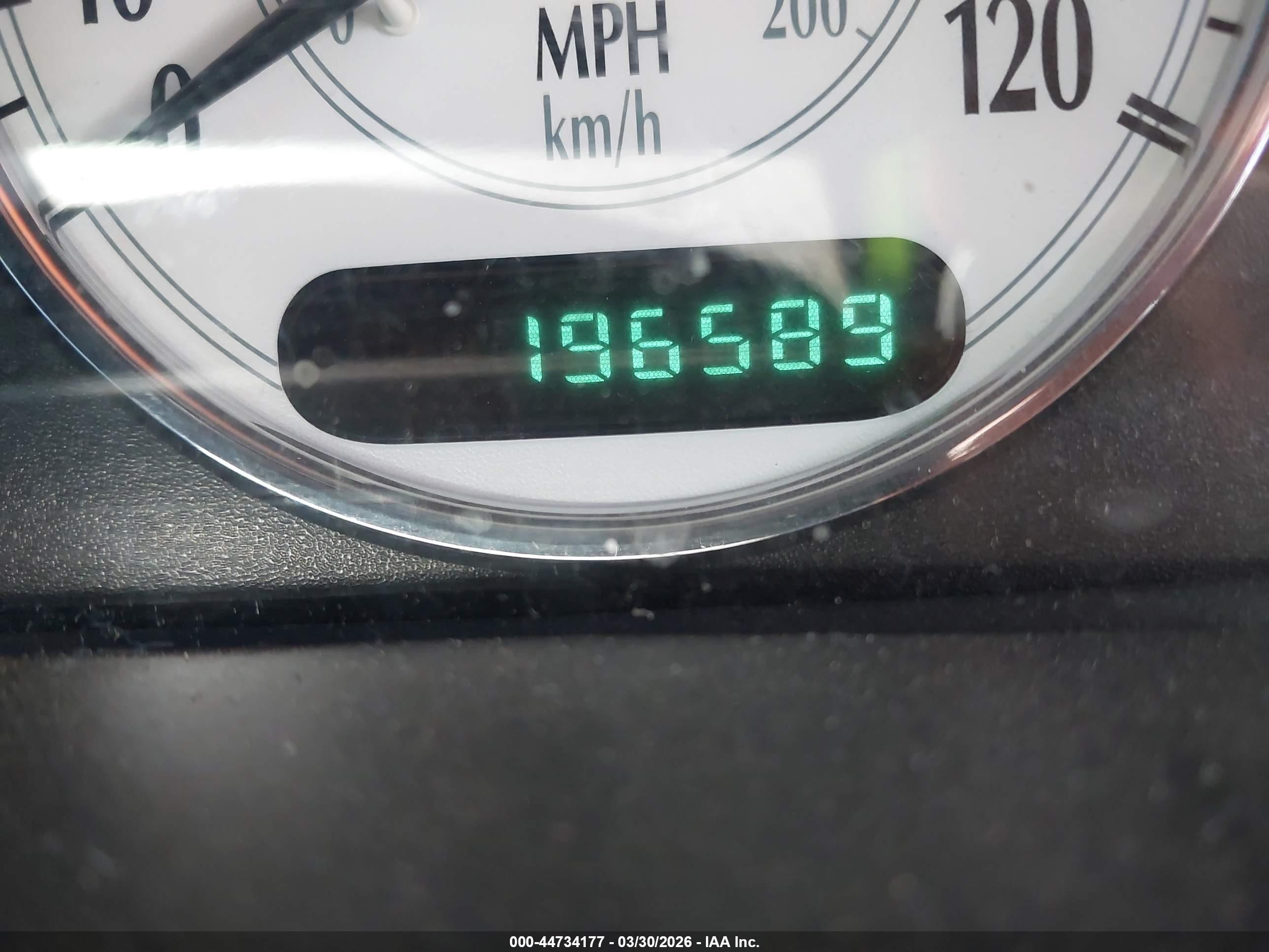 2004 Chrysler 300m   Dark Blue vin: 2C3HE66G84H668758