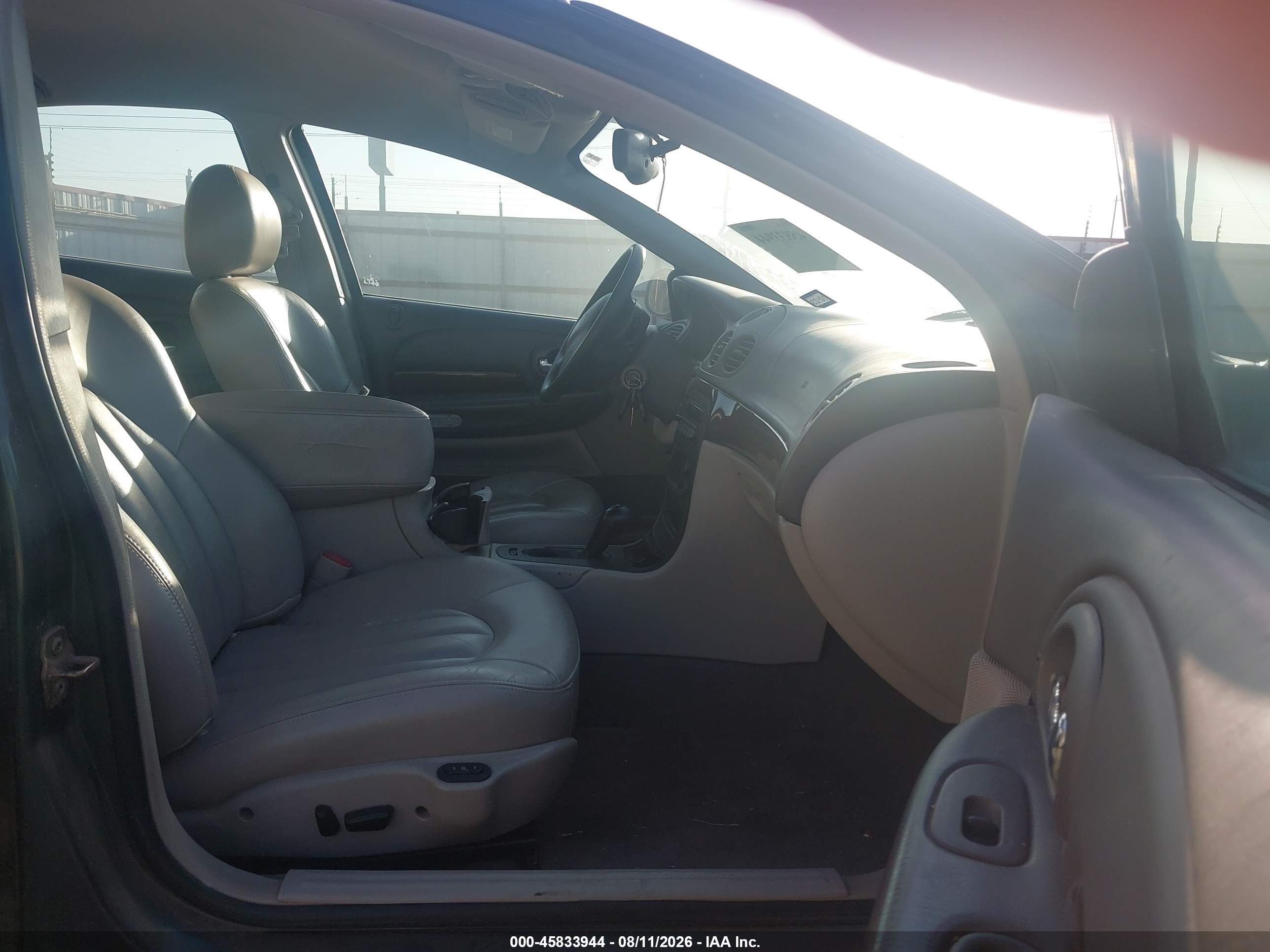 2002 Chrysler 300m   Серый vin: 2C3HE66G92H207372