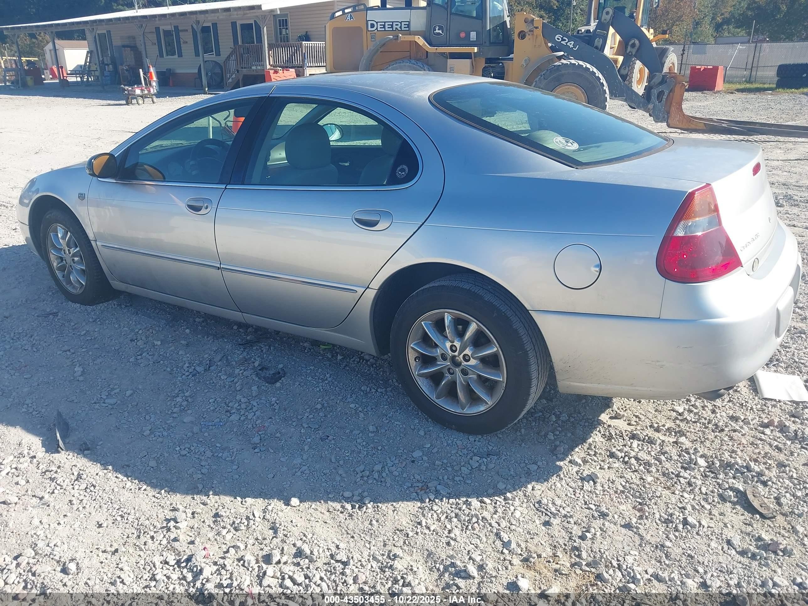2004 Chrysler 300m   Silver vin: 2C3HE66G94H616619