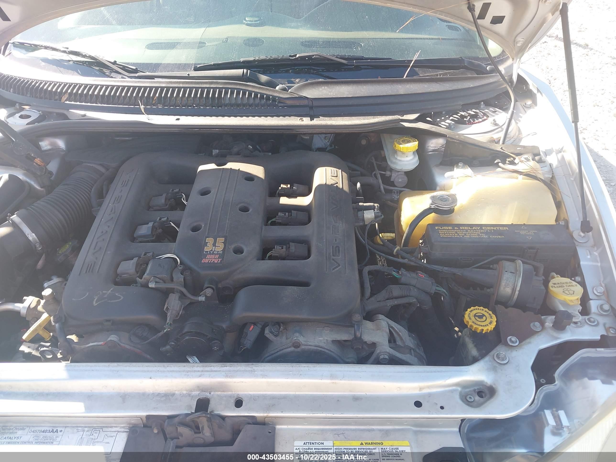 2004 Chrysler 300m   Silver vin: 2C3HE66G94H616619