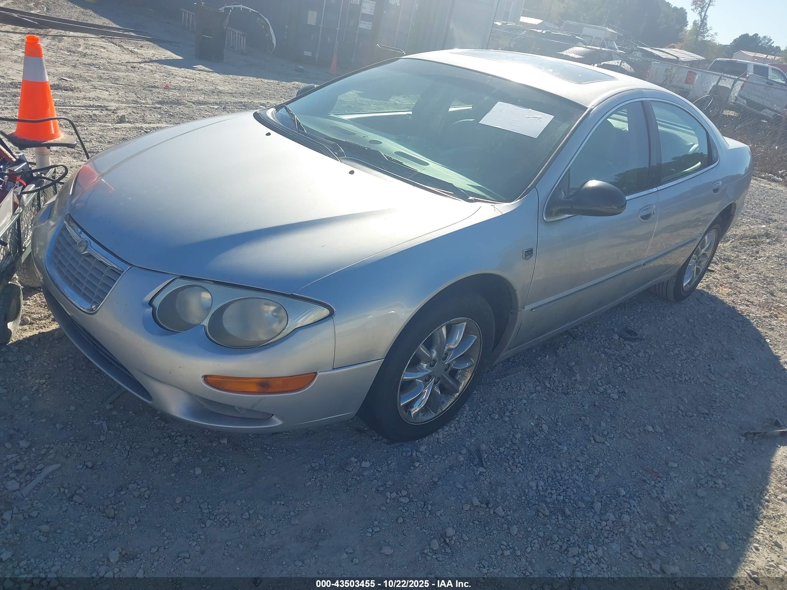 2004 Chrysler 300m   Silver vin: 2C3HE66G94H616619