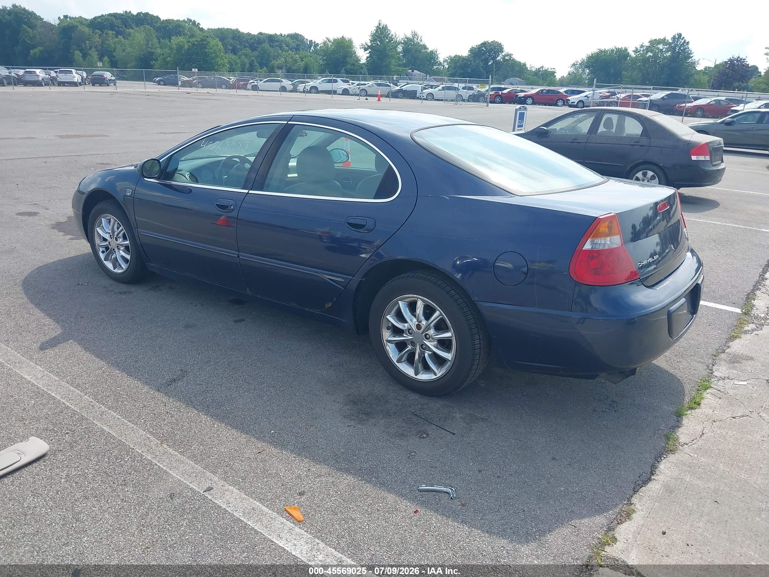 2004 Chrysler 300m   Синий vin: 2C3HE66G94H669059