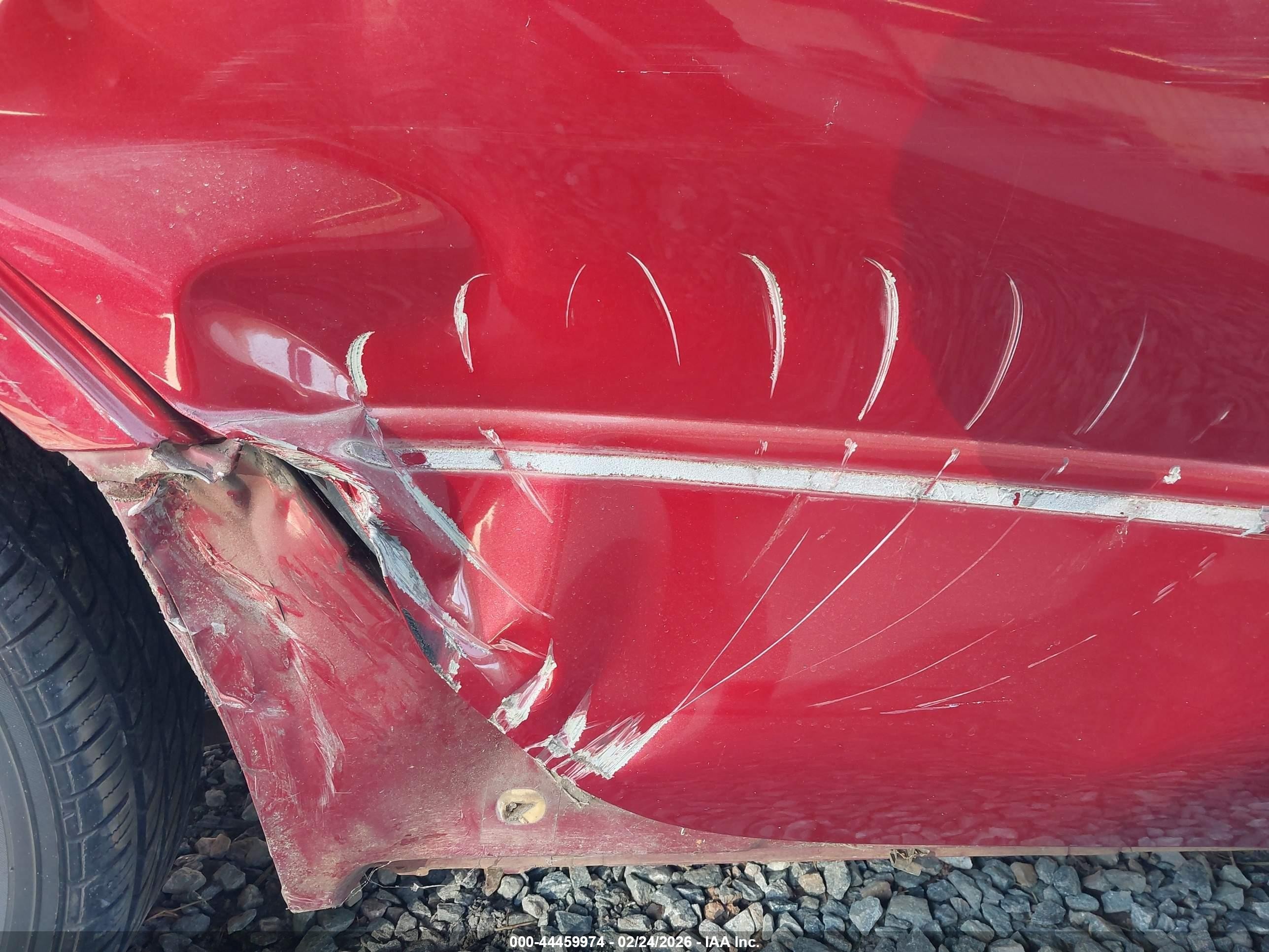 2003 Chrysler 300m   Red vin: 2C3HE66GX3H512994