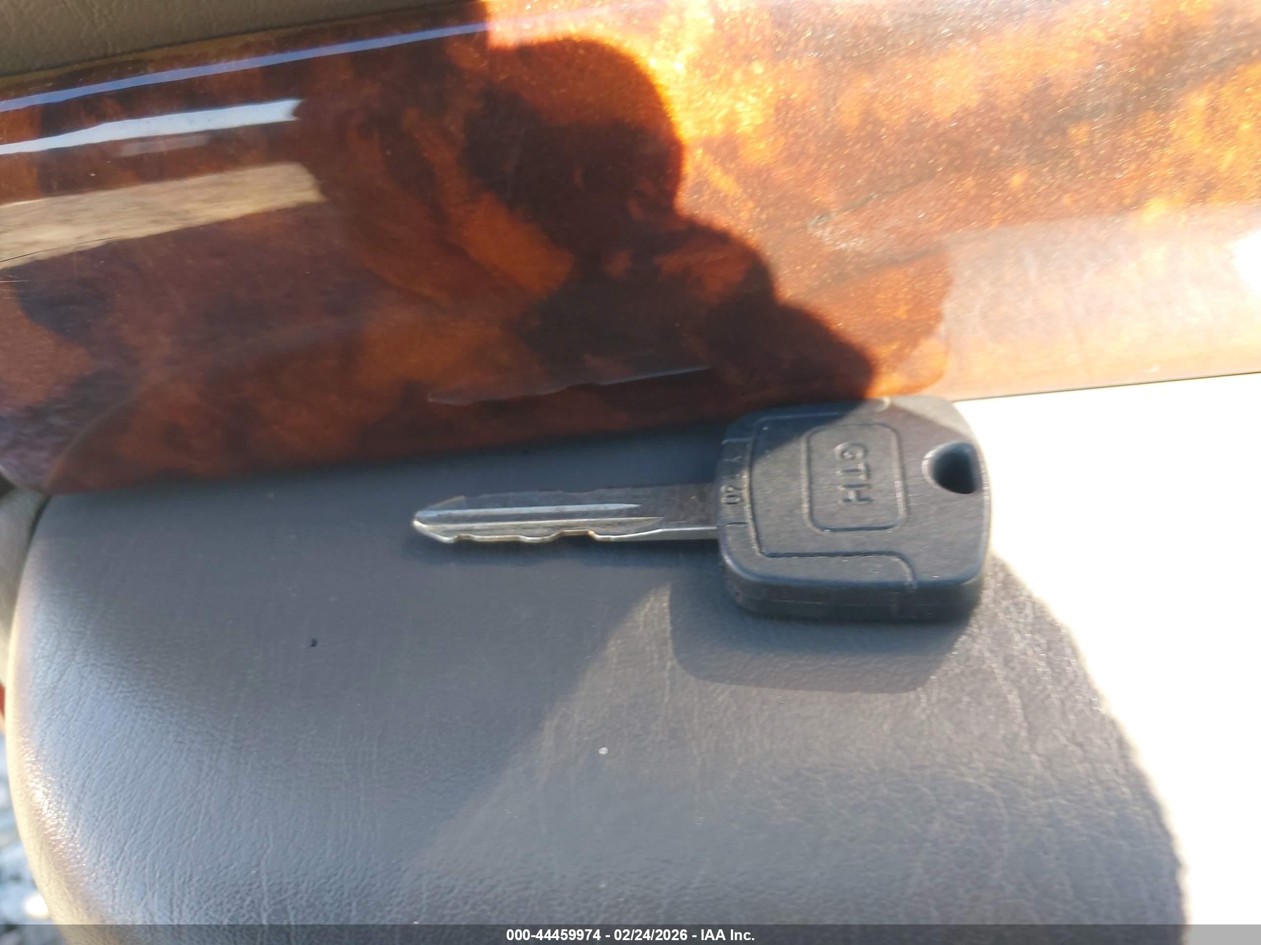 2003 Chrysler 300m   Red vin: 2C3HE66GX3H512994