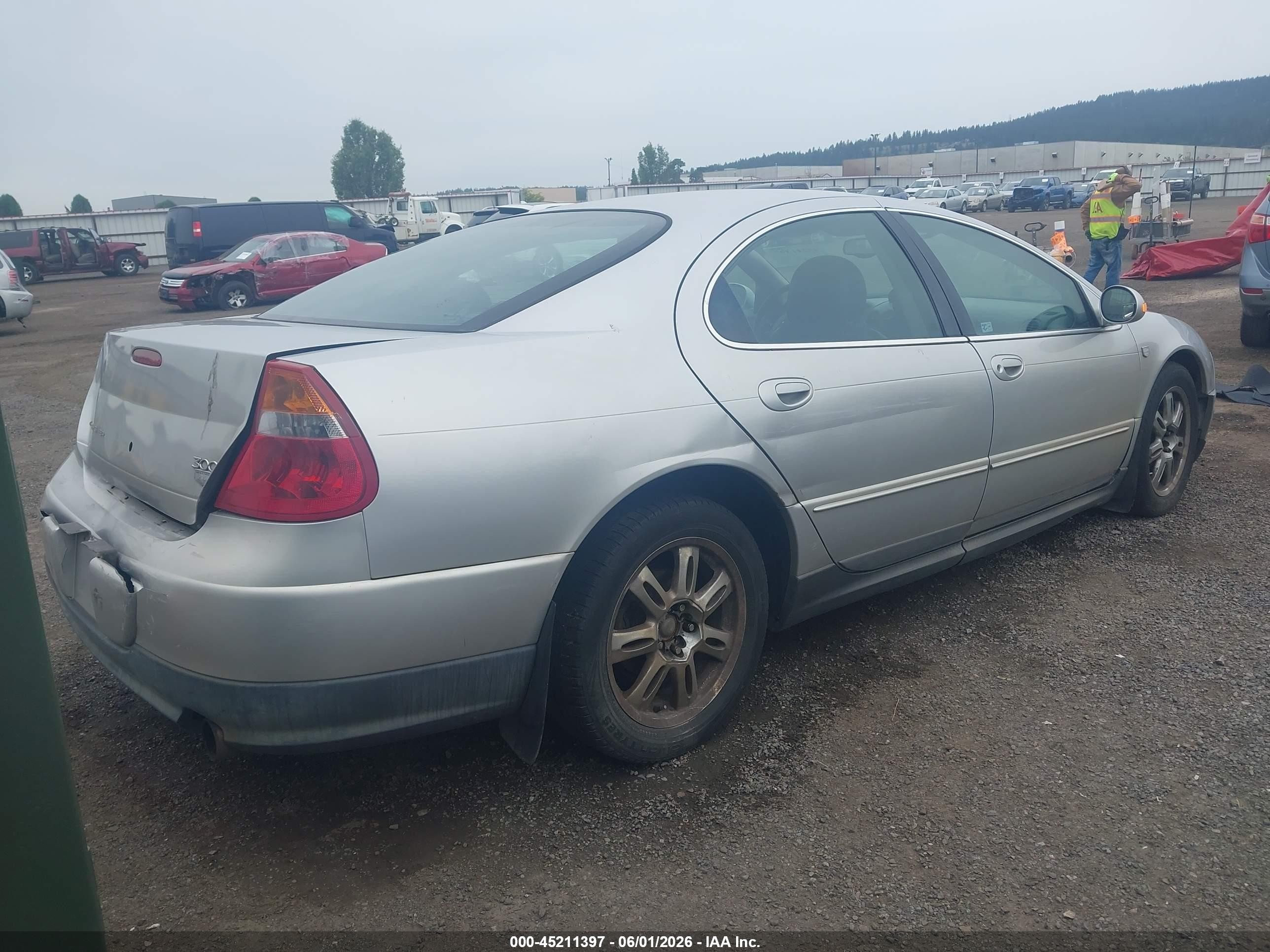 2002 Chrysler 300m Special Edition Серебряный vin: 2C3HE76K52H278918