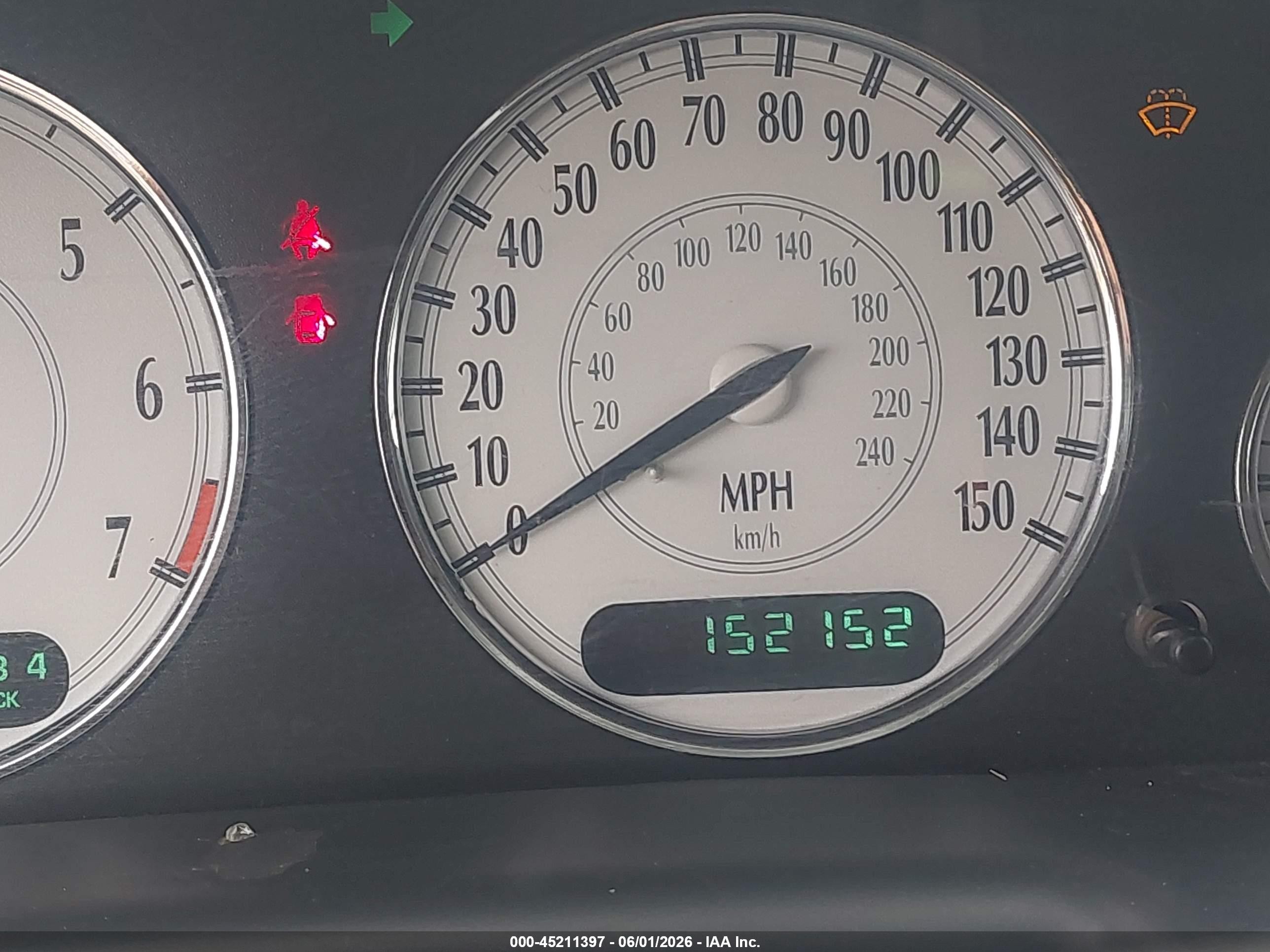 2002 Chrysler 300m Special Edition Серебряный vin: 2C3HE76K52H278918