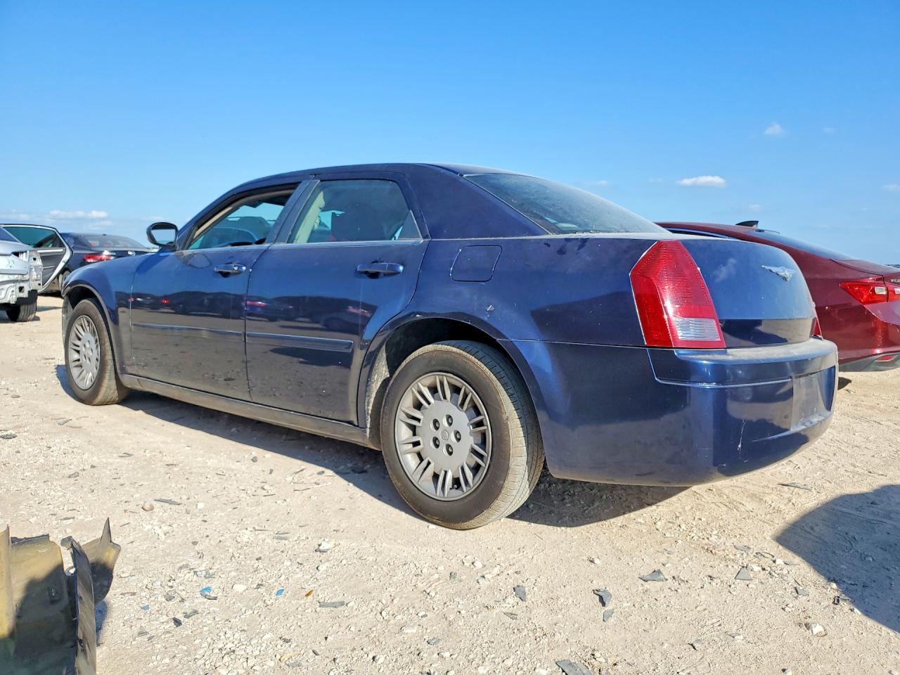 2005 Chrysler 300 Синий vin: 2C3JA43R75H538477