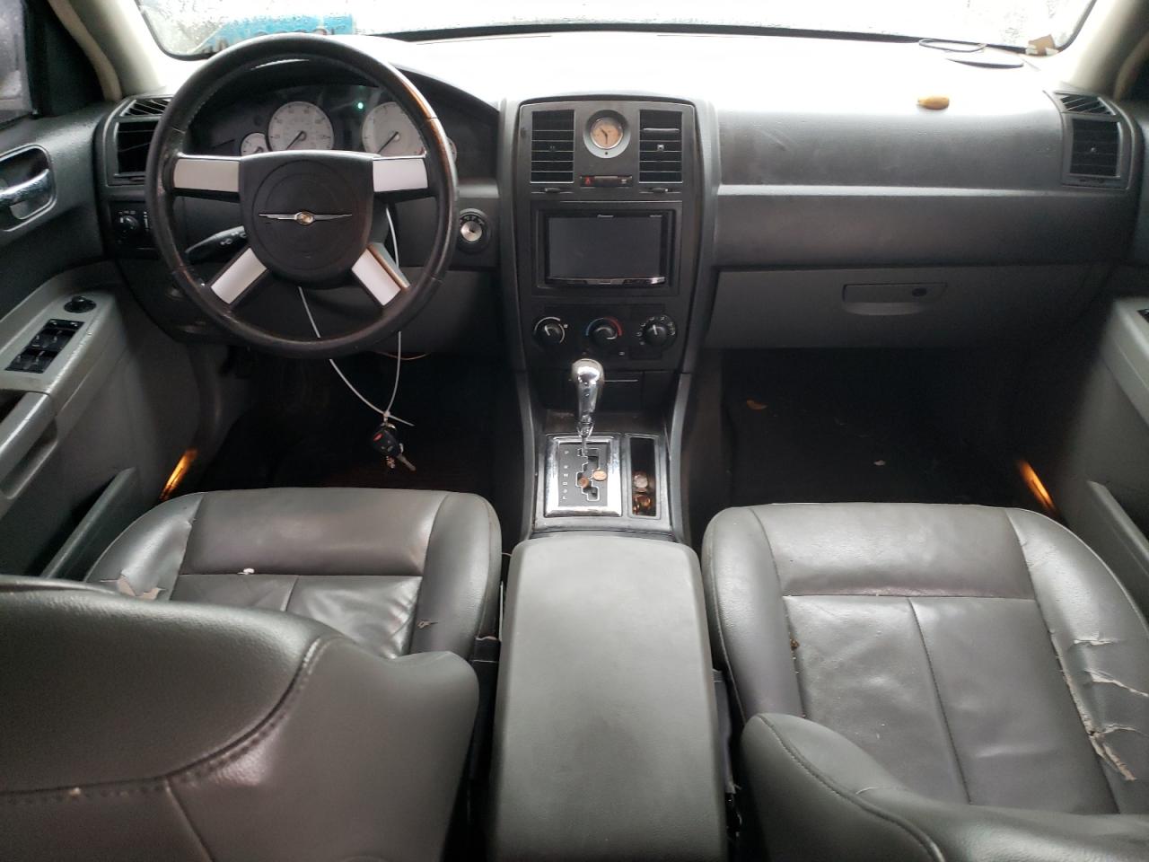 2005 Chrysler 300 Touring Серебряный vin: 2C3JA53G05H666144