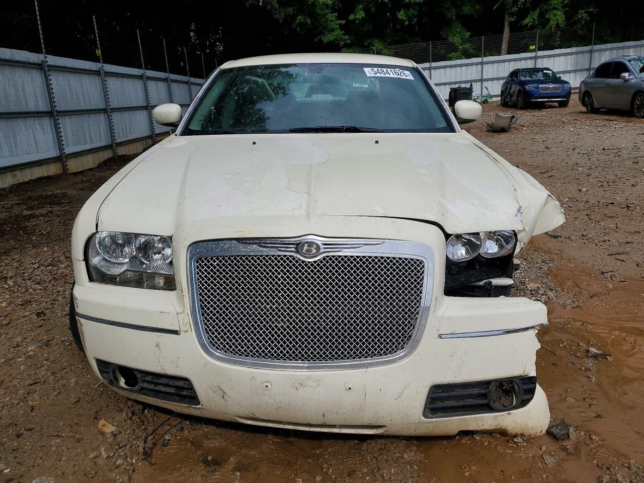 2005 Chrysler 300 Touring White vin: 2C3JA53G15H136121