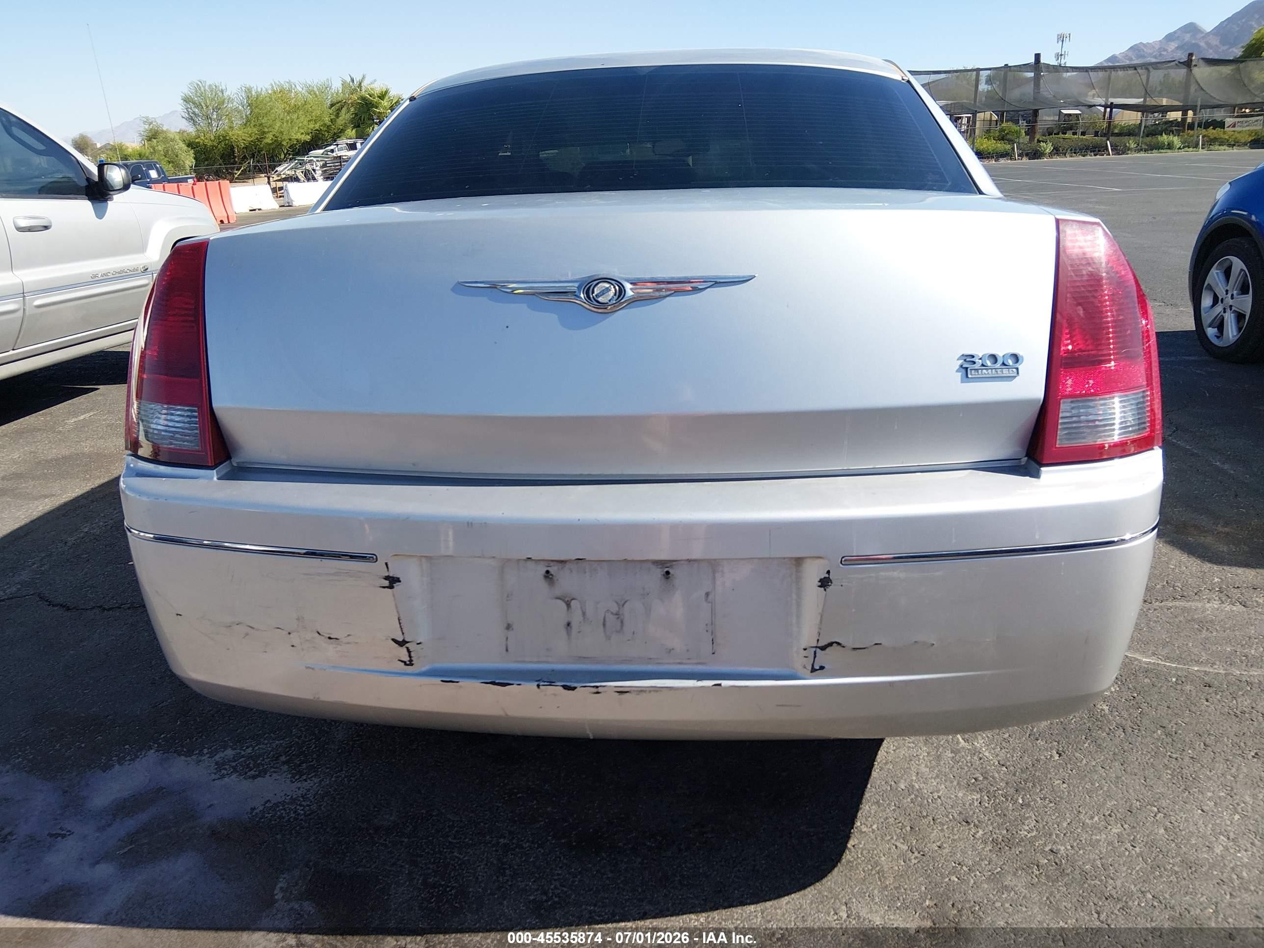 2005 Chrysler 300 Touring Silver vin: 2C3JA53G25H138931