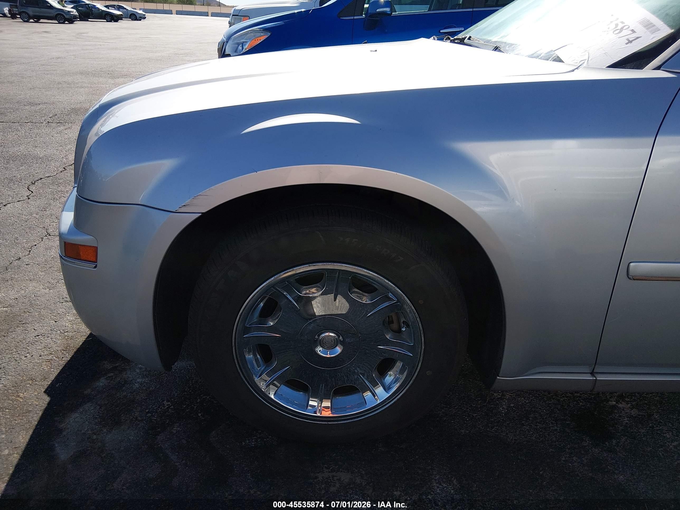 2005 Chrysler 300 Touring Silver vin: 2C3JA53G25H138931