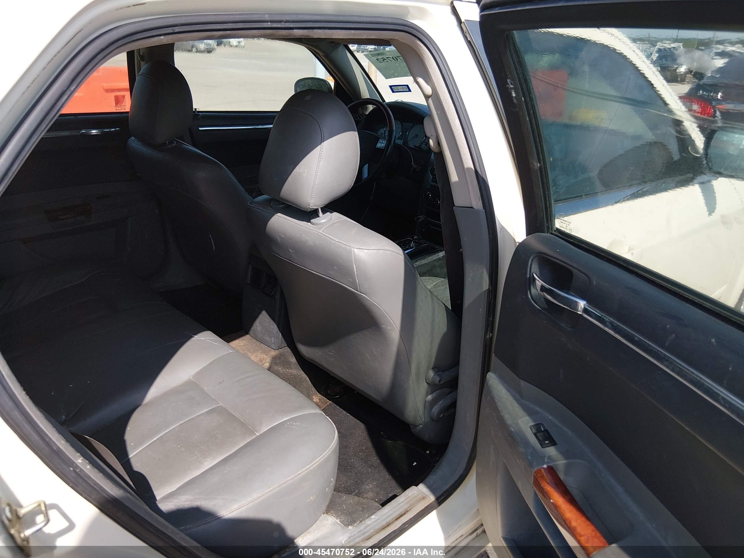 2005 Chrysler 300 Touring Champagne vin: 2C3JA53G35H176197