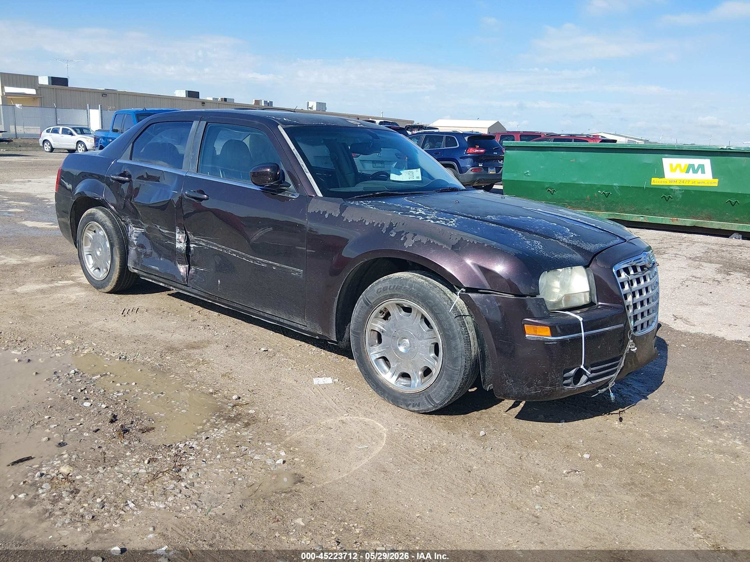 2005 Chrysler 300 Touring Maroon vin: 2C3JA53G45H116106