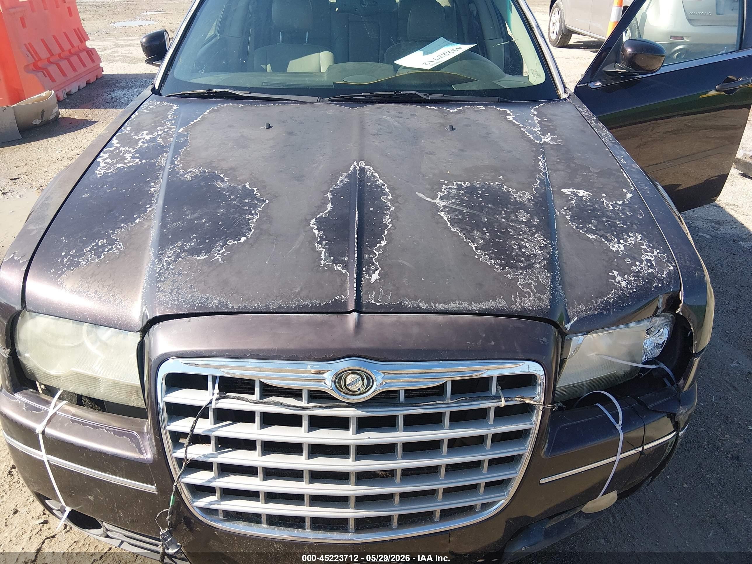 2005 Chrysler 300 Touring Maroon vin: 2C3JA53G45H116106