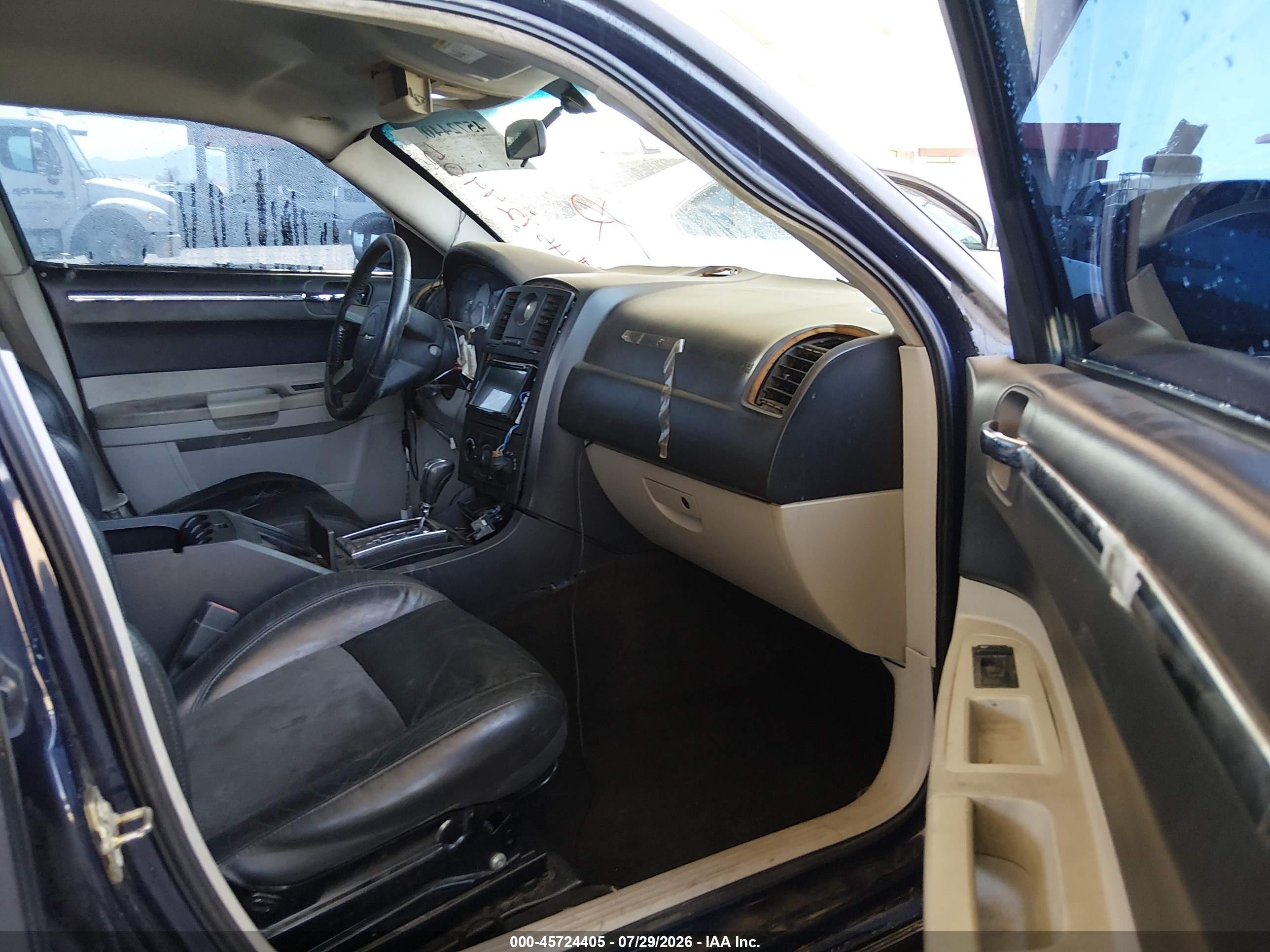 2005 Chrysler 300 Touring Black vin: 2C3JA53G45H134279