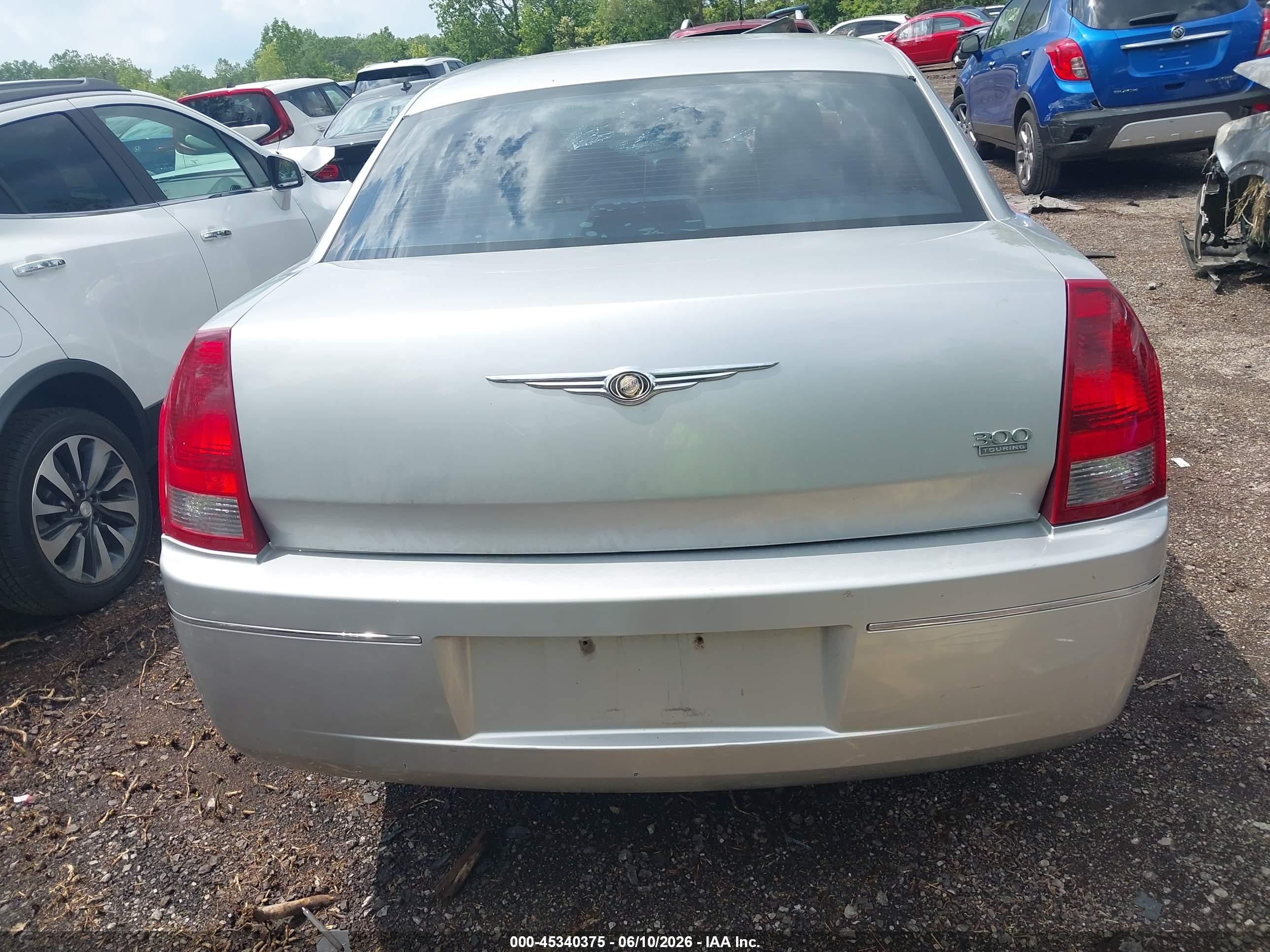 2005 Chrysler 300 Touring Silver vin: 2C3JA53G45H169078