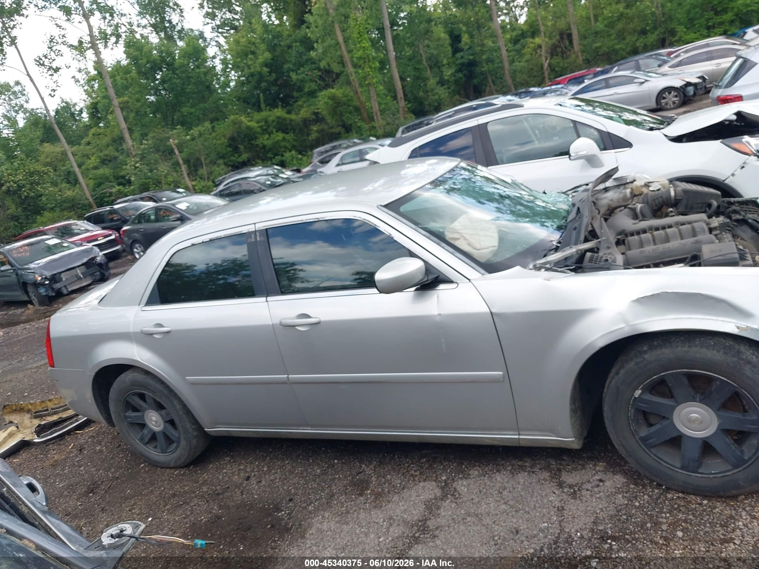 2005 Chrysler 300 Touring Silver vin: 2C3JA53G45H169078