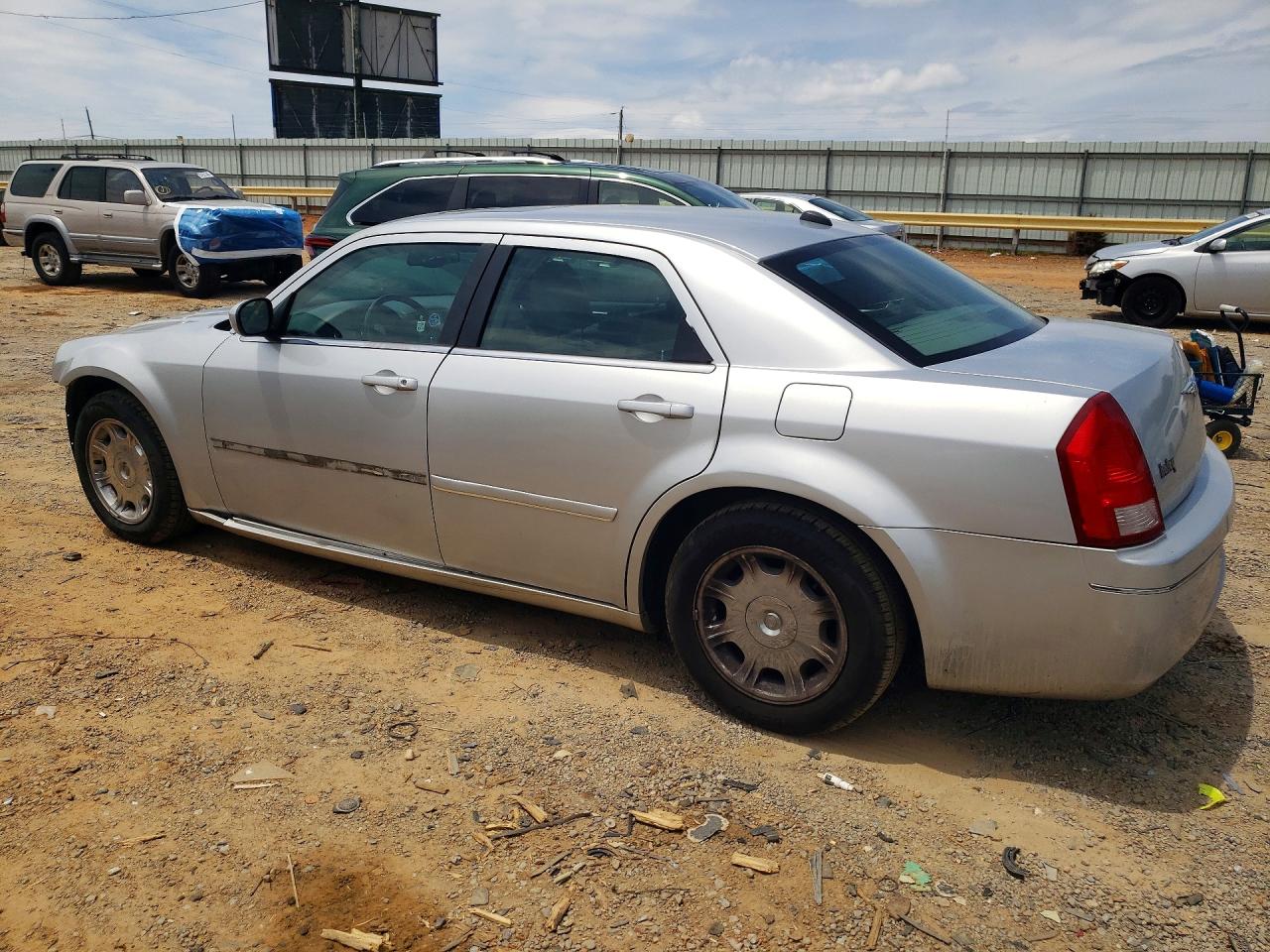 2005 Chrysler 300 Touring Silver vin: 2C3JA53G45H643658