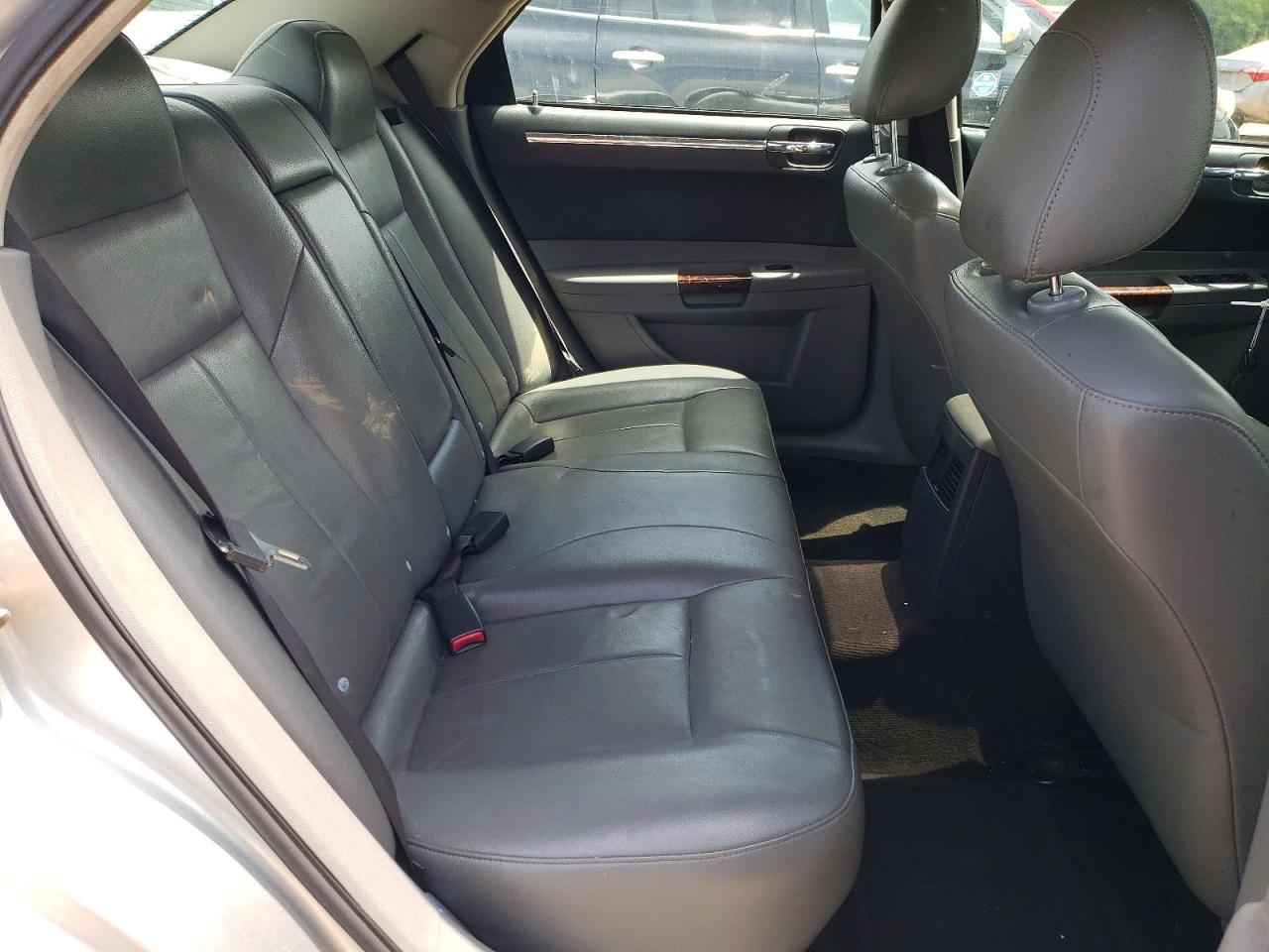 2005 Chrysler 300 Touring Silver vin: 2C3JA53G45H643658