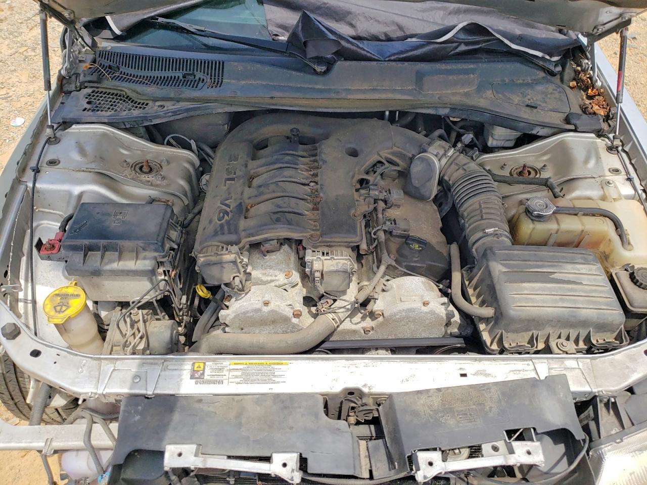 2005 Chrysler 300 Touring Silver vin: 2C3JA53G45H643658