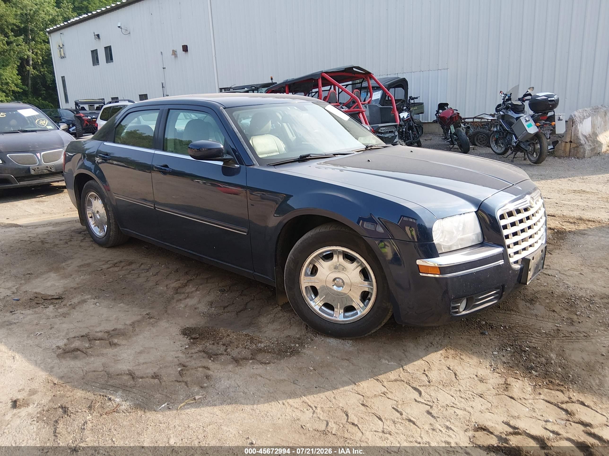 2005 Chrysler 300 Touring Navy vin: 2C3JA53G45H651694