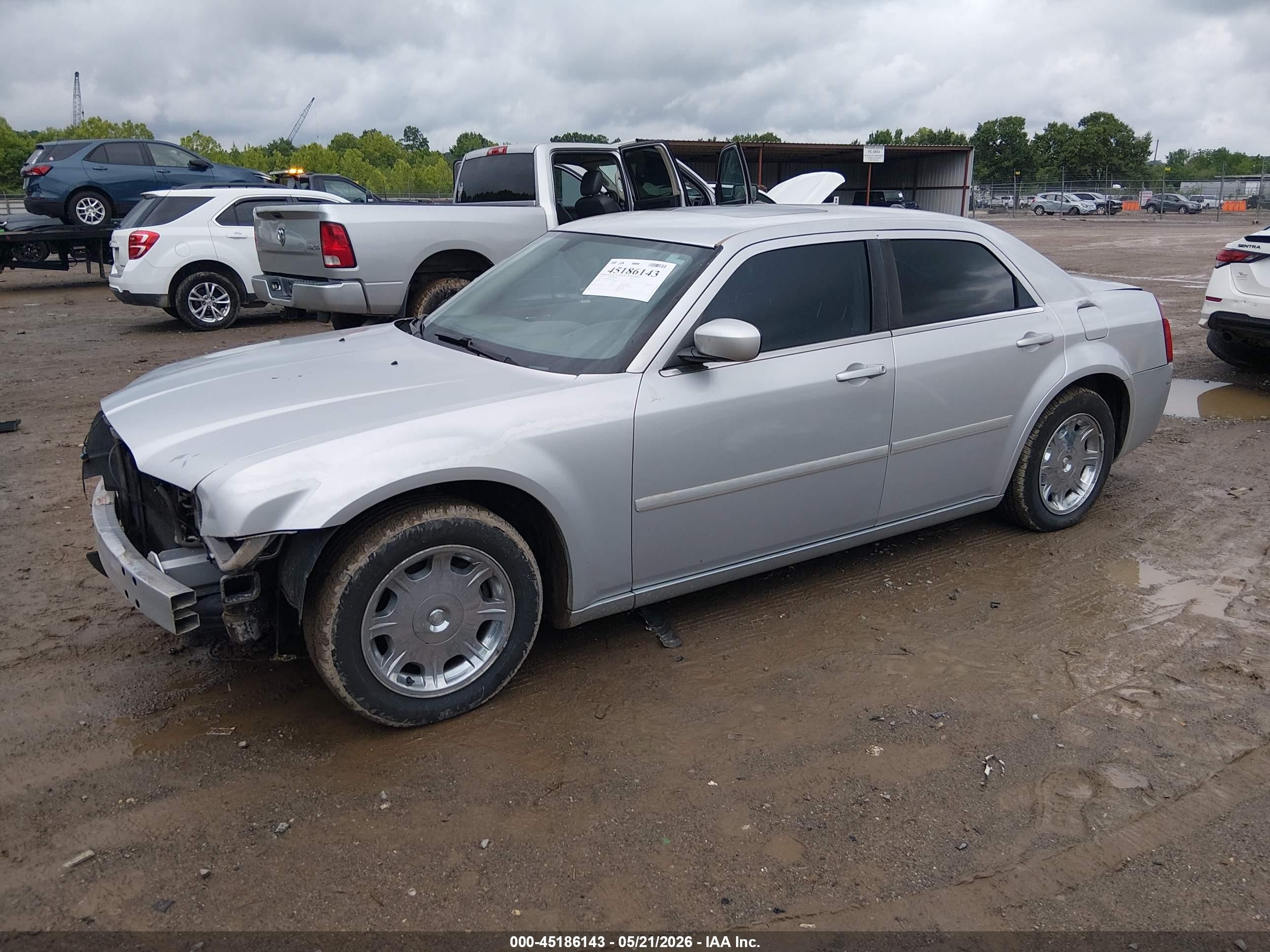 2005 Chrysler 300 Touring Silver vin: 2C3JA53G65H180258