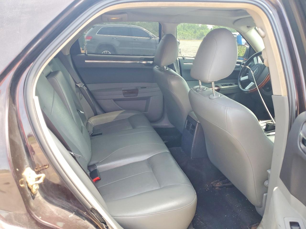 2005 Chrysler 300 Touring Purple vin: 2C3JA53G75H551430