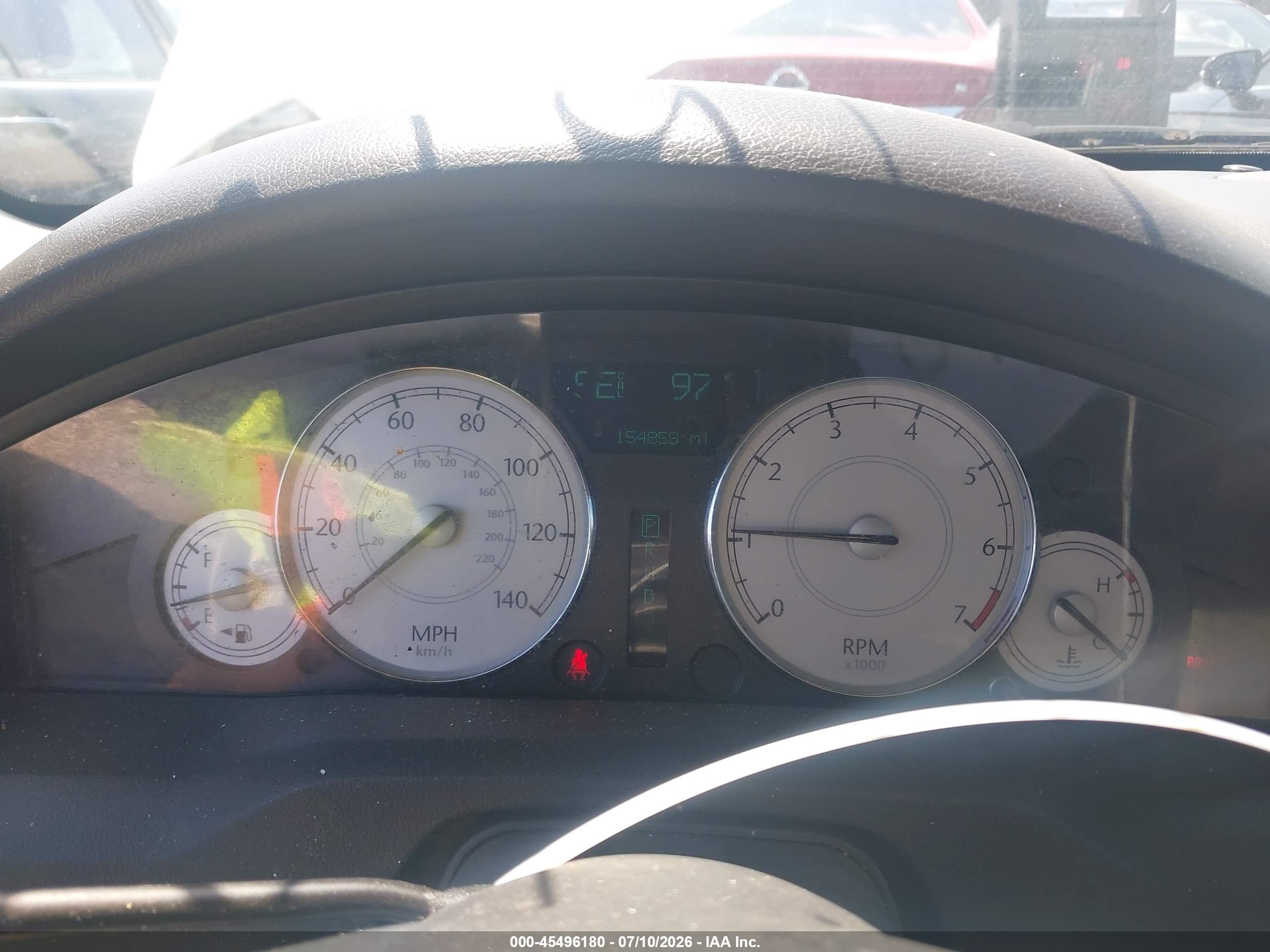 2005 Chrysler 300 Touring White vin: 2C3JA53G75H694118