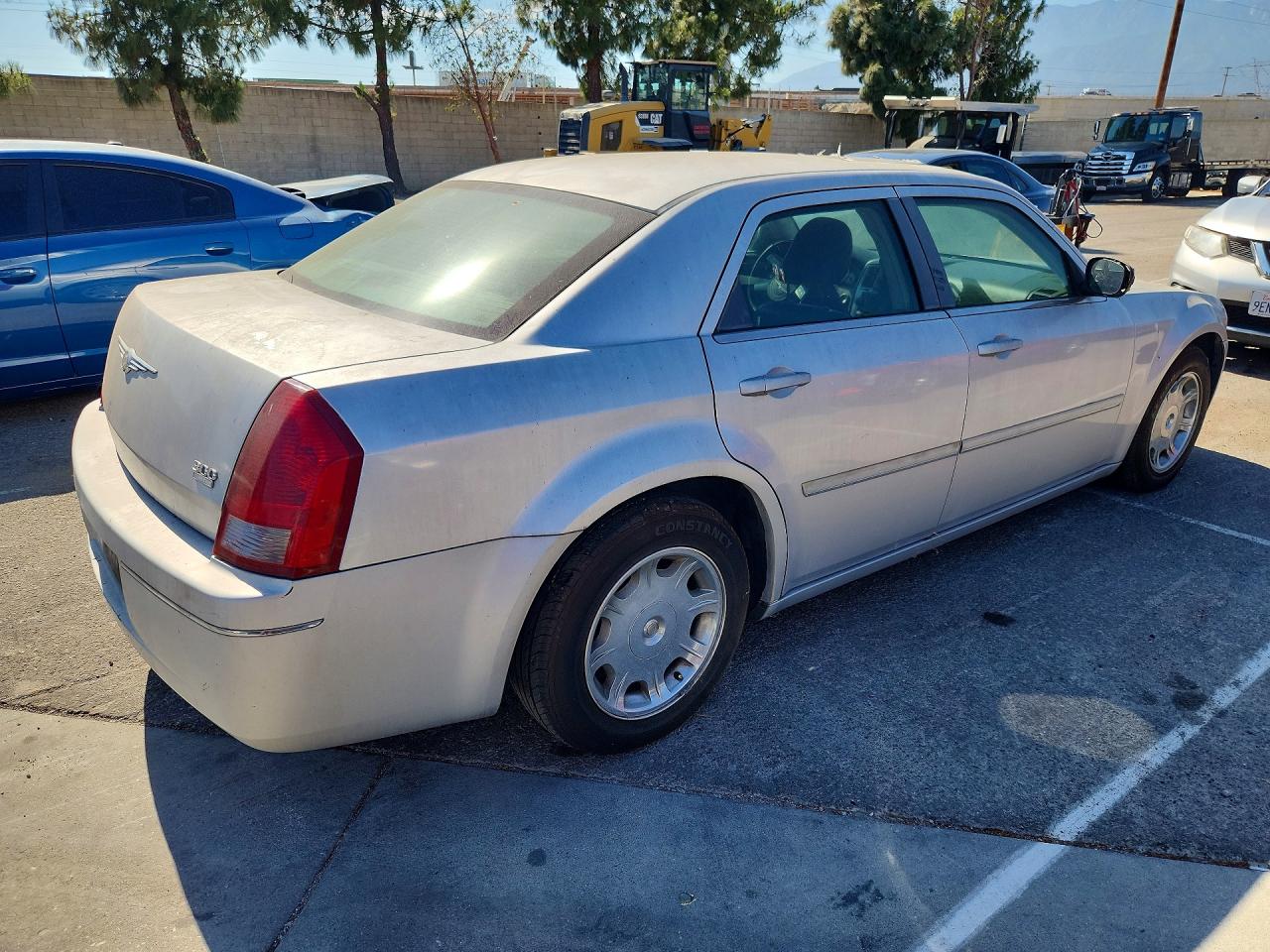 2005 Chrysler 300 Touring Серебряный vin: 2C3JA53G95H154799
