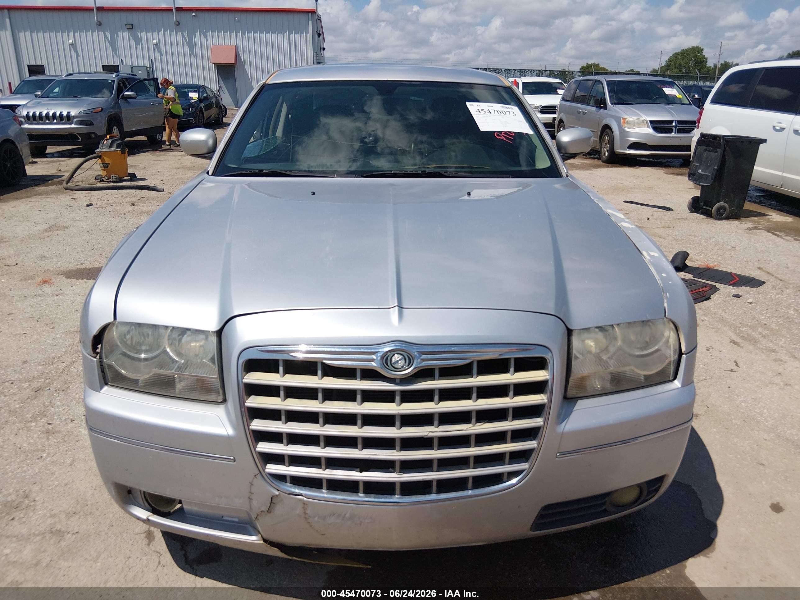 2005 Chrysler 300 Touring Silver vin: 2C3JA53G95H187155