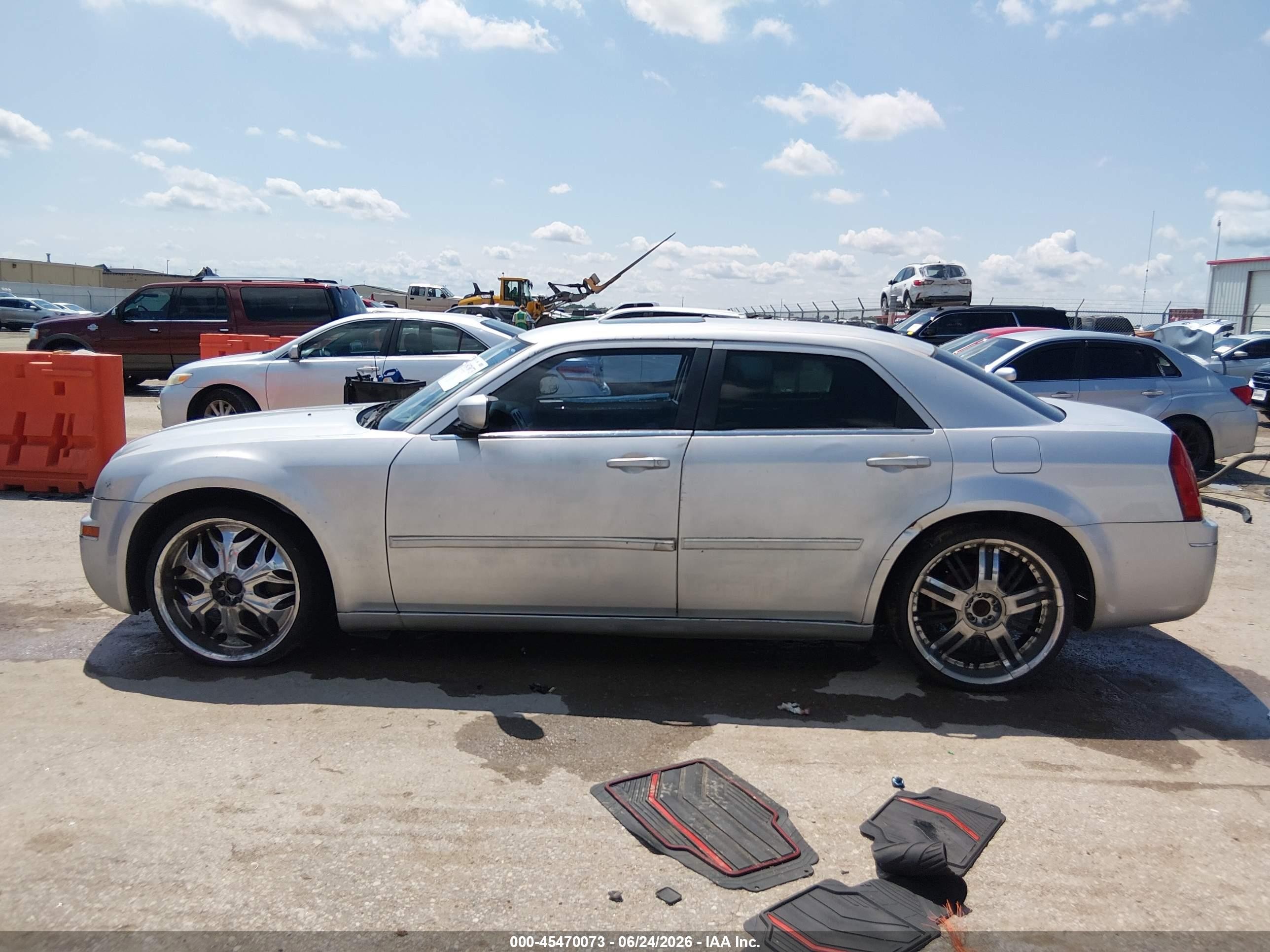 2005 Chrysler 300 Touring Silver vin: 2C3JA53G95H187155