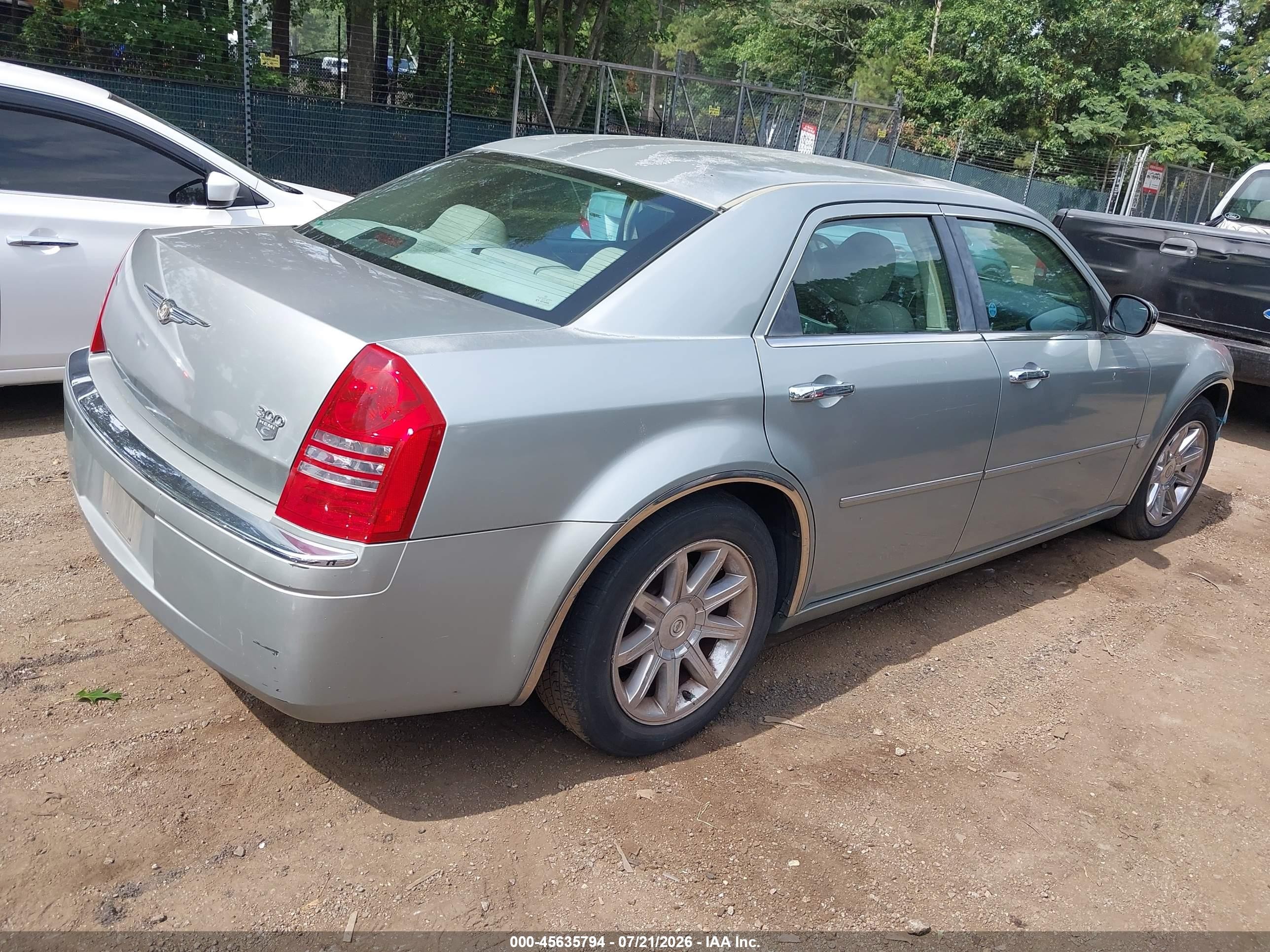 2005 Chrysler 300c   Light Blue vin: 2C3JA63H35H663804