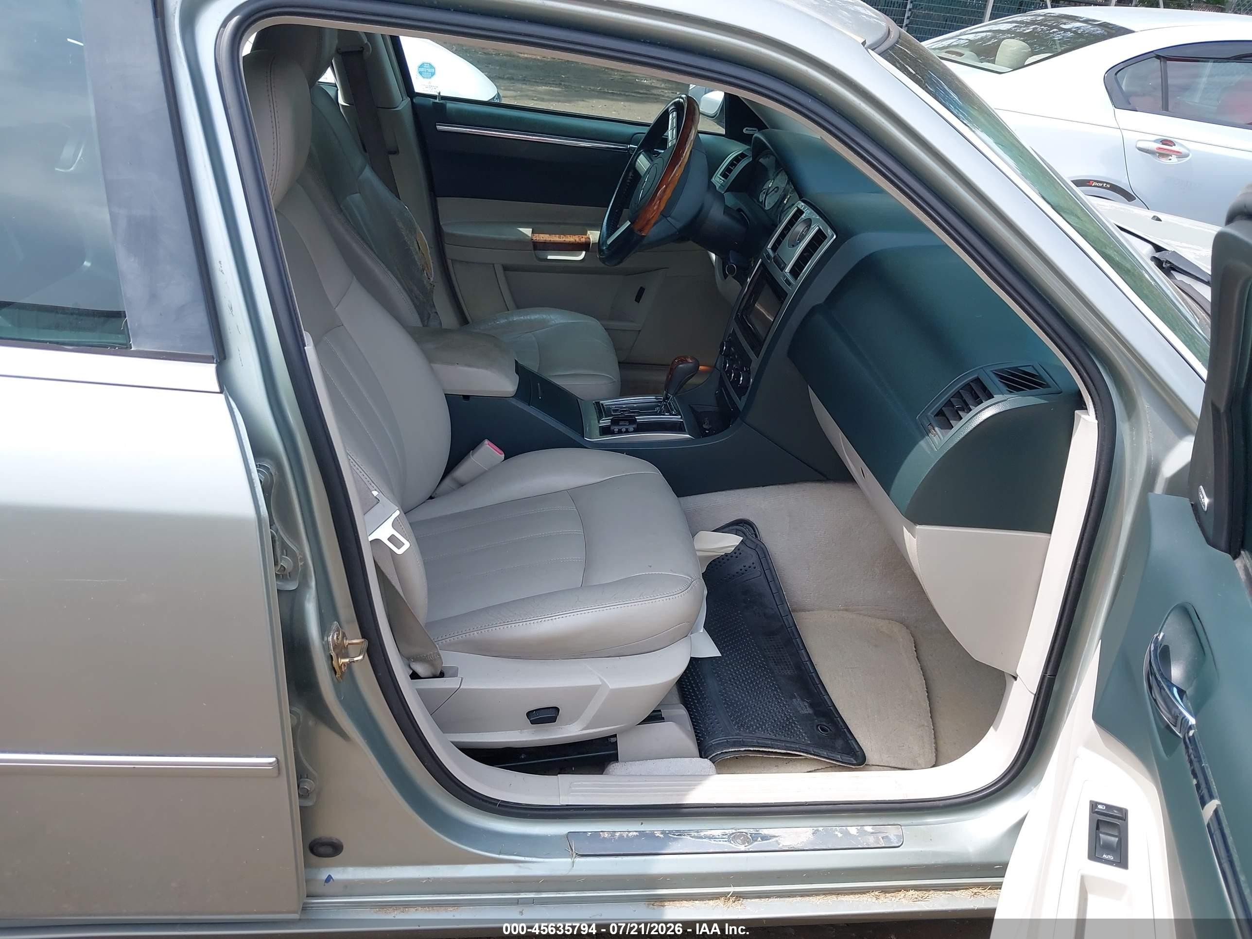 2005 Chrysler 300c   Light Blue vin: 2C3JA63H35H663804