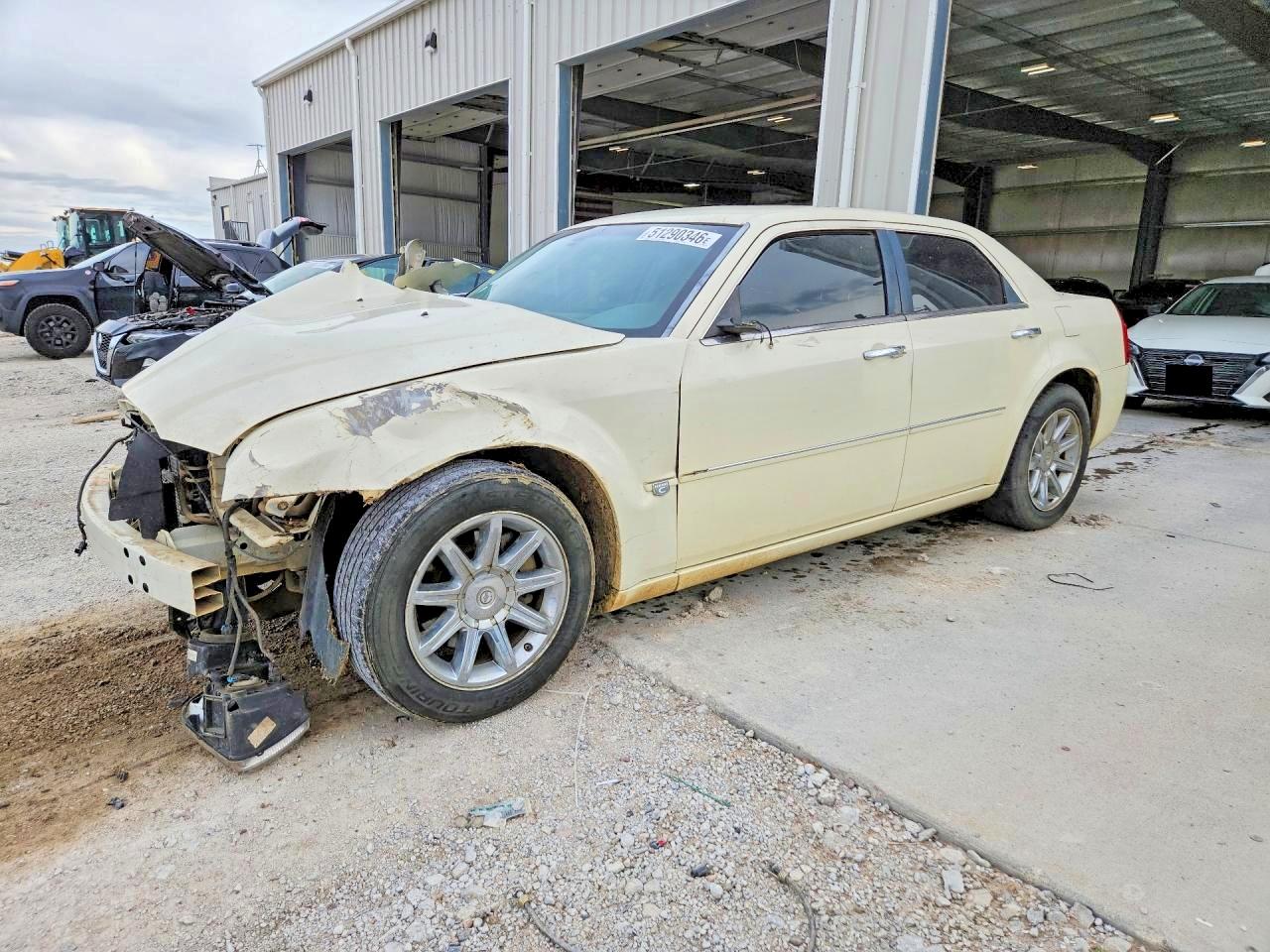2005 Chrysler 300c Hemi C Beige vin: 2C3JA63H35H664824