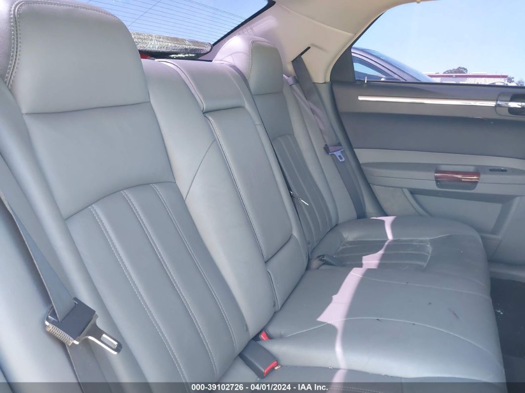 2005 Chrysler 300c   Gray vin: 2C3JA63H35H687410
