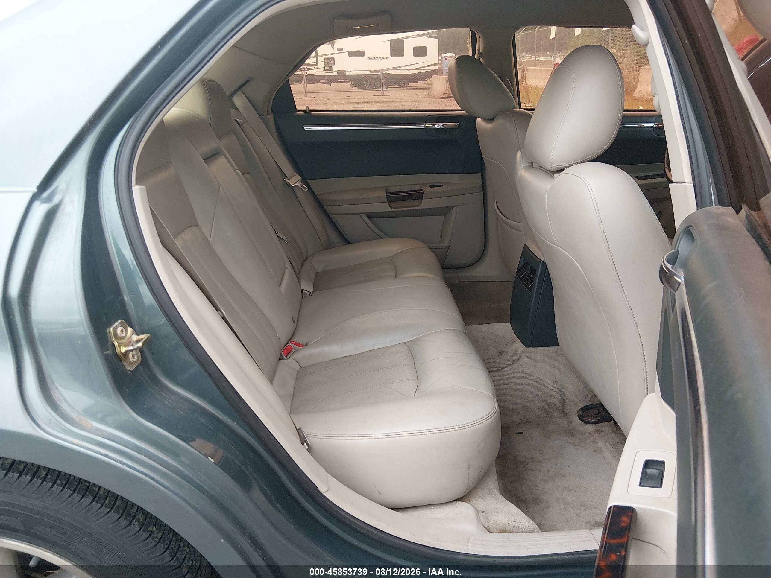 2005 Chrysler 300c   Teal vin: 2C3JA63H45H111051