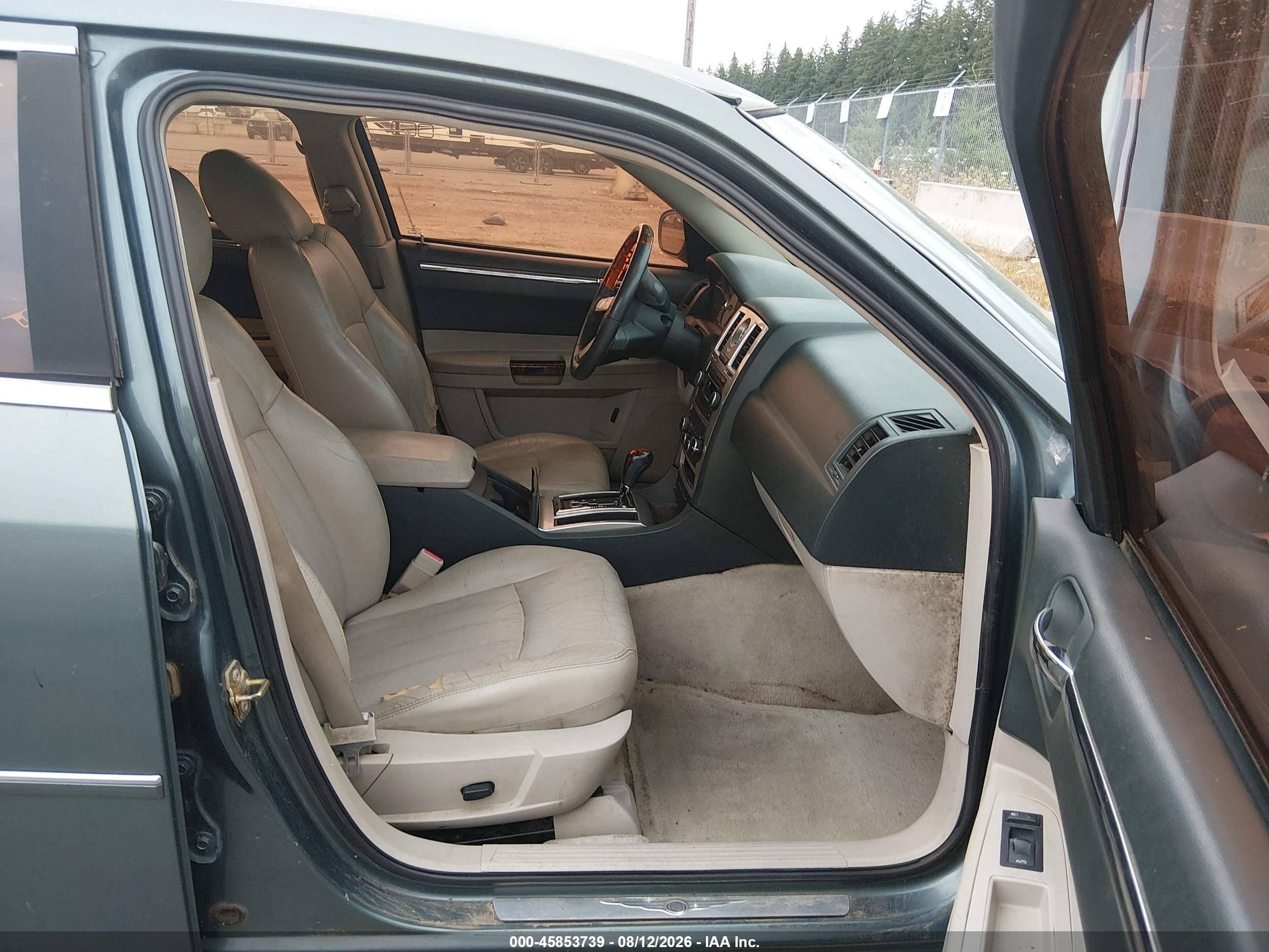 2005 Chrysler 300c   Teal vin: 2C3JA63H45H111051