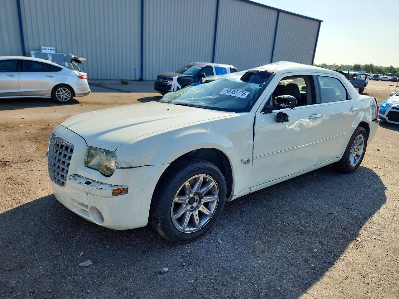 2005 Chrysler 300c White vin: 2C3JA63H45H608603