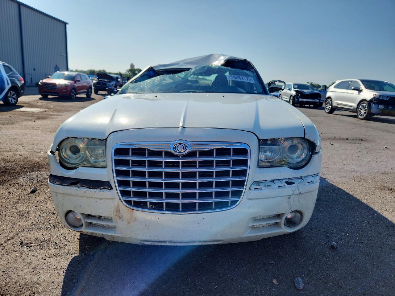 2005 Chrysler 300c White vin: 2C3JA63H45H608603
