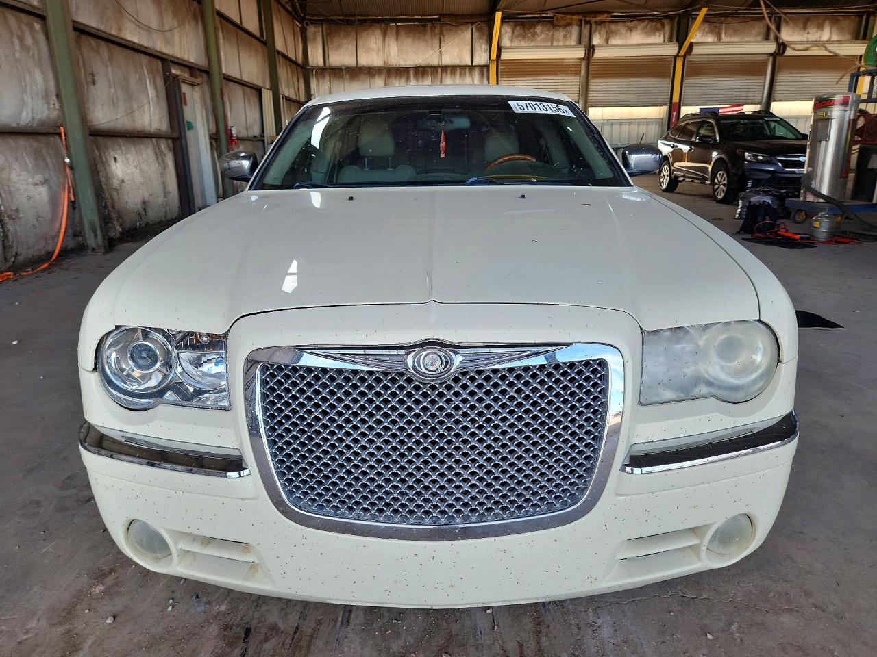 2005 Chrysler 300c White vin: 2C3JA63H85H616509