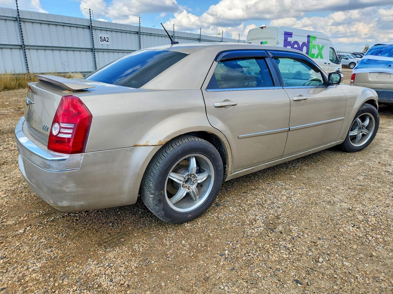 2008 Chrysler 300 Limited Желто-коричневый vin: 2C3KA33G18H238063