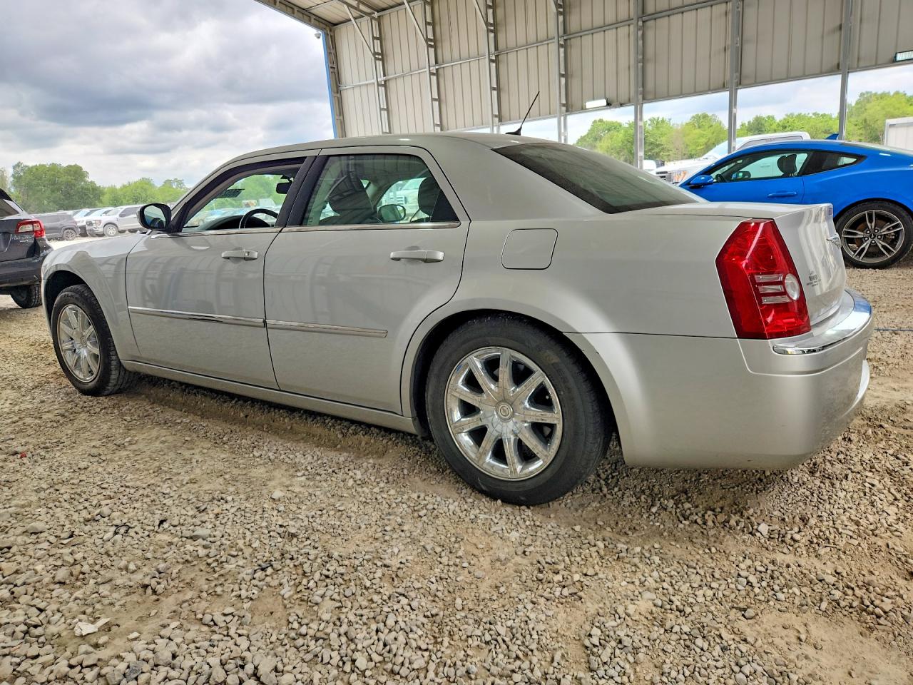 2008 Chrysler 300 Limited Silver vin: 2C3KA33G18H253727