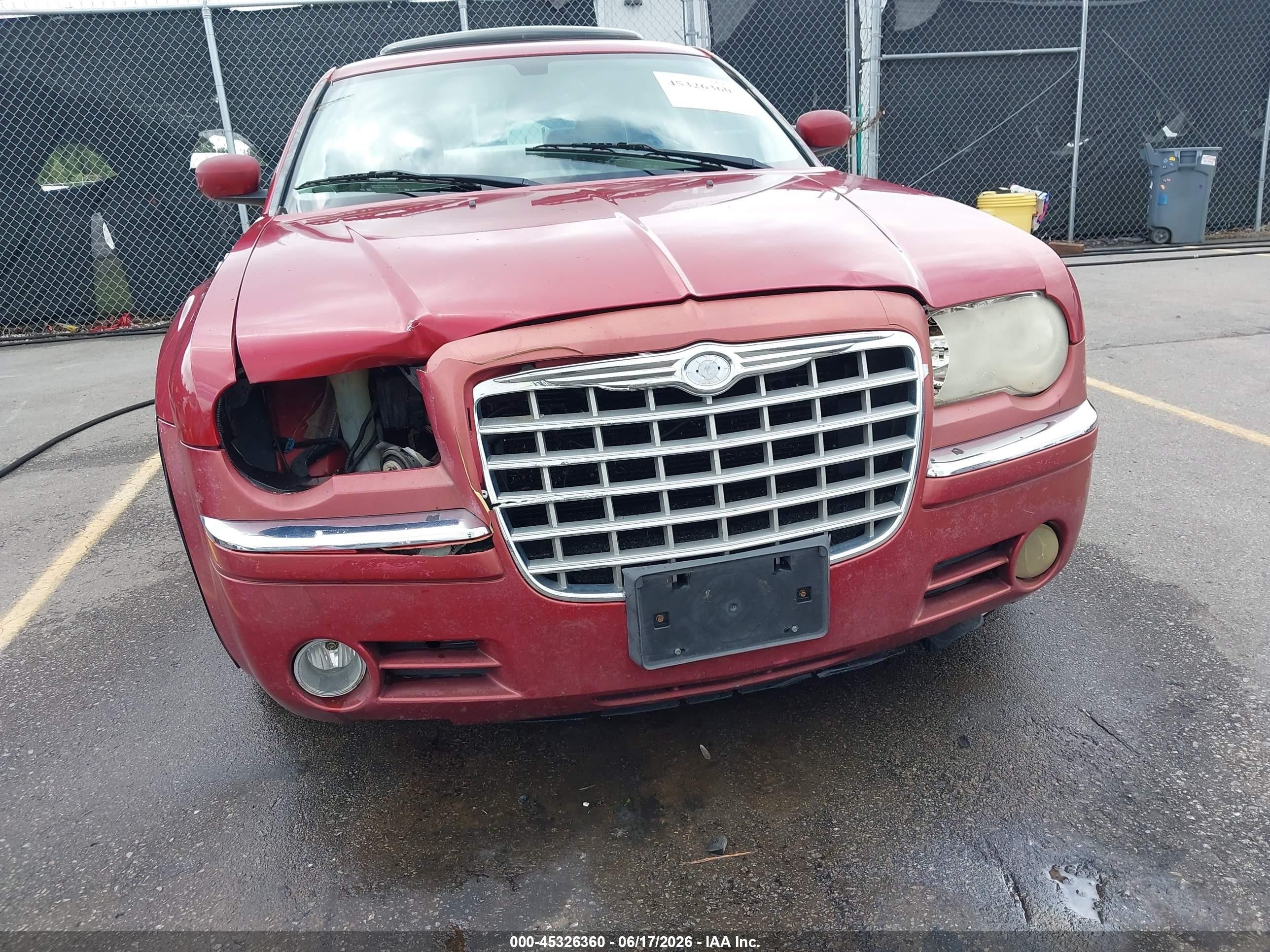 2008 Chrysler 300 Limited Red vin: 2C3KA33G38H179260