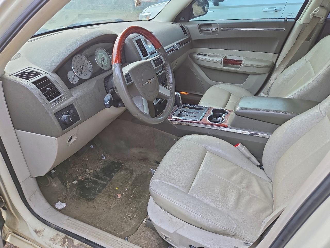 2008 Chrysler 300 Limited Белый vin: 2C3KA33GX8H307896