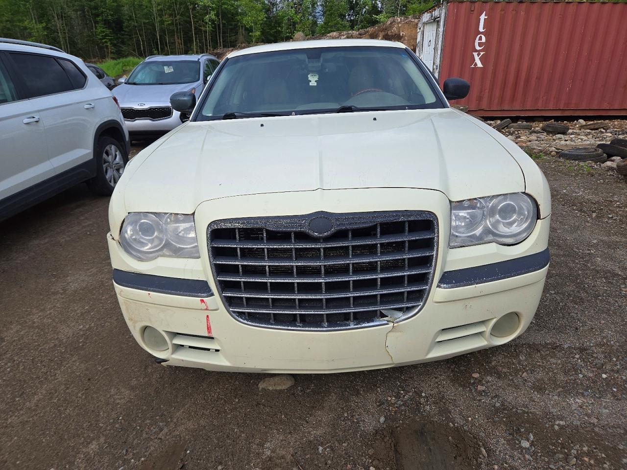 2008 Chrysler 300 Limited Белый vin: 2C3KA33GX8H307896