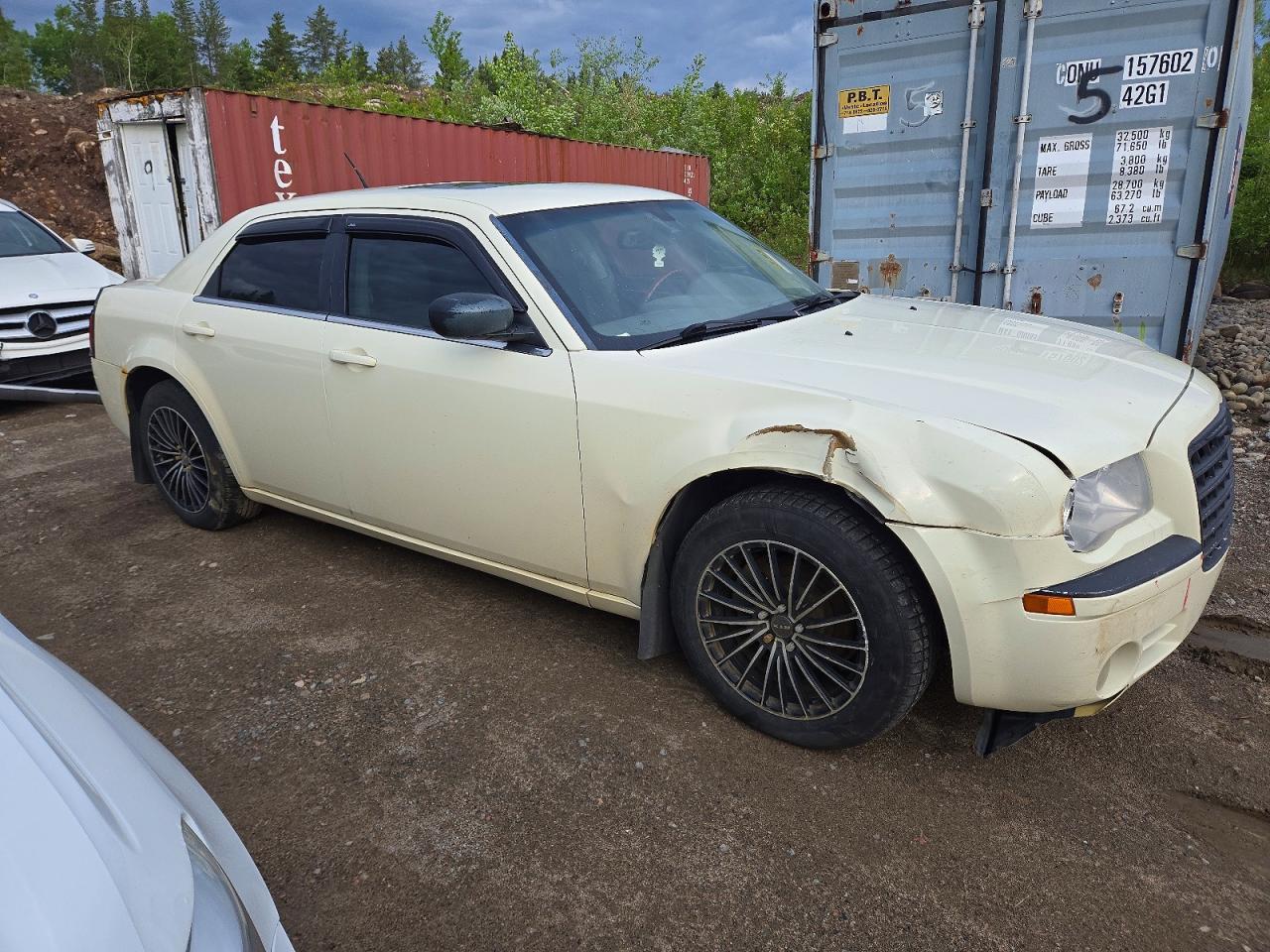 2008 Chrysler 300 Limited Белый vin: 2C3KA33GX8H307896