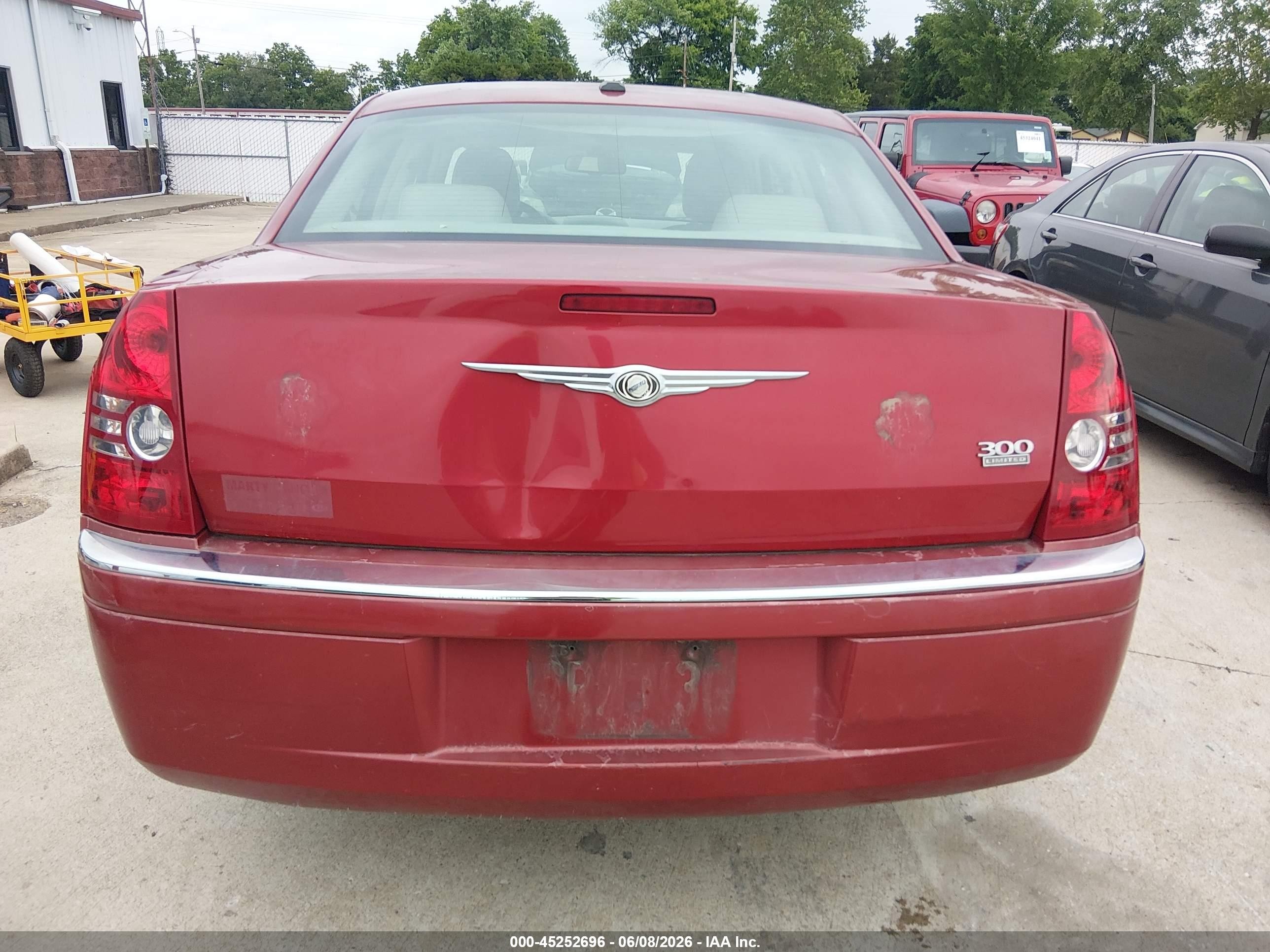 2009 Chrysler 300 Limited Red vin: 2C3KA33V99H576424